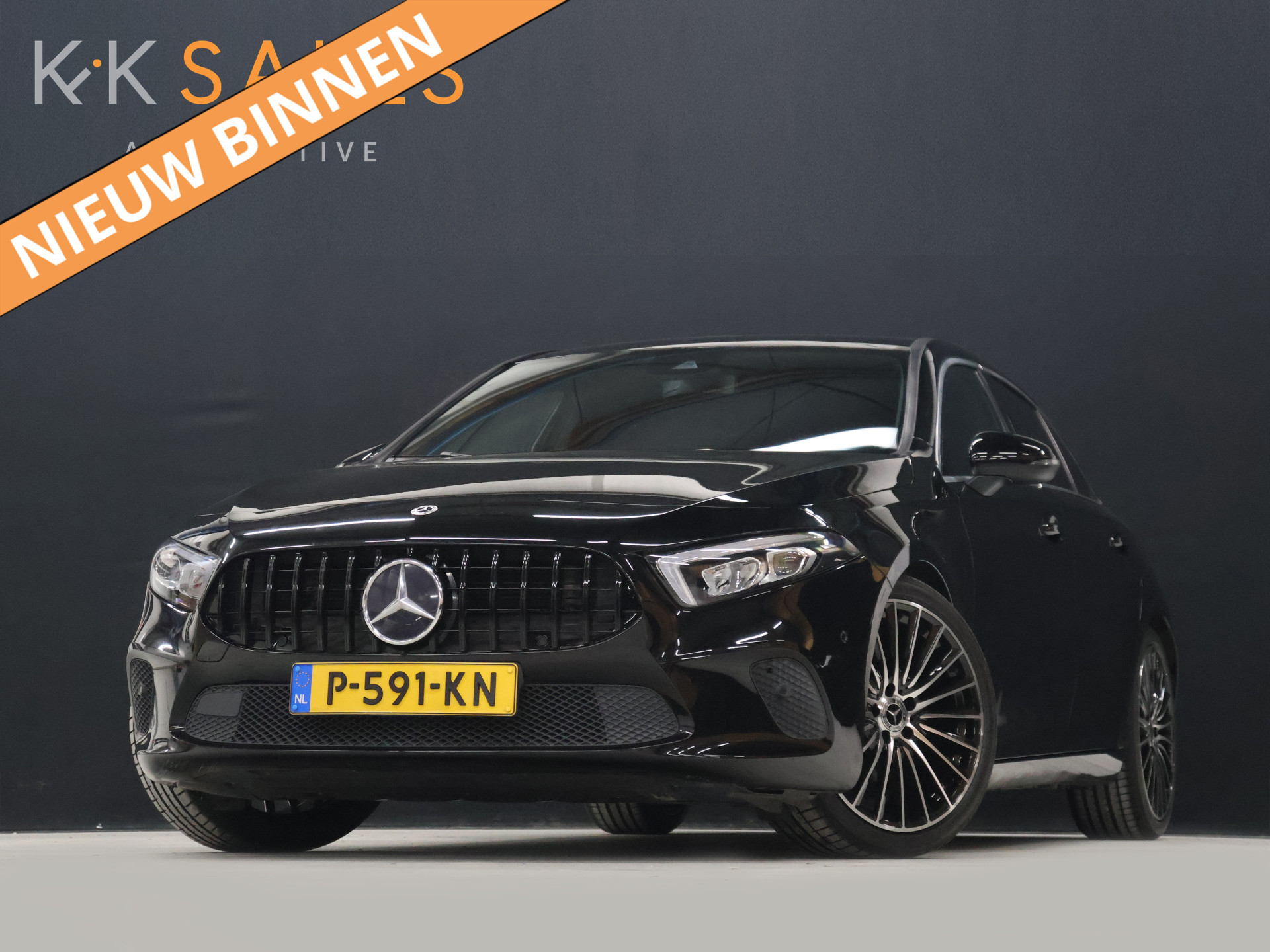 Mercedes-Benz A 180 180 Business Solution Luxury 2022 - voorkant