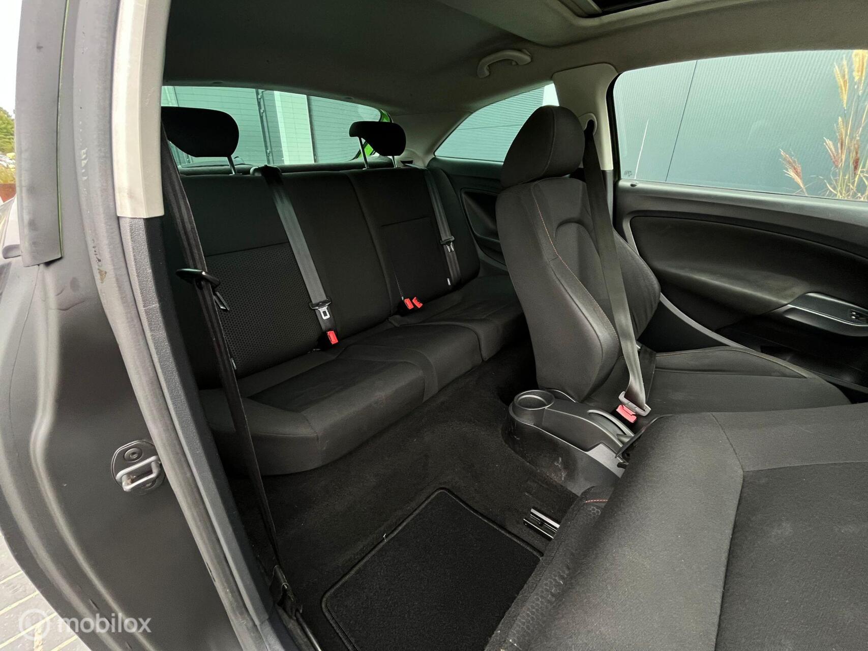 Foto van Seat Ibiza SC