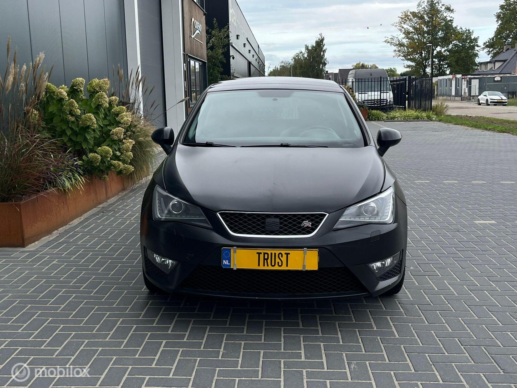 Foto van Seat Ibiza SC