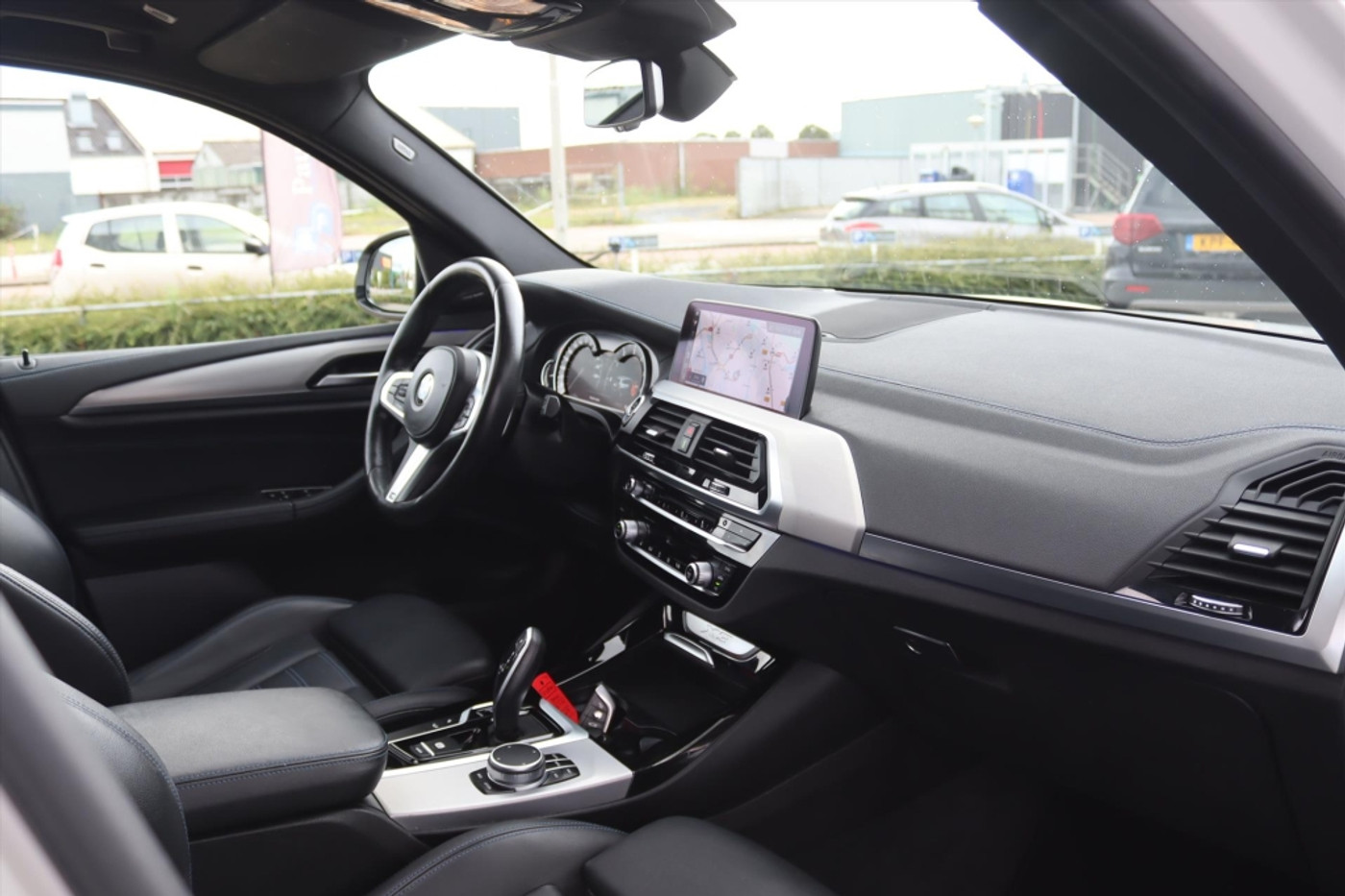 Foto van BMW X3 Xdrive20i