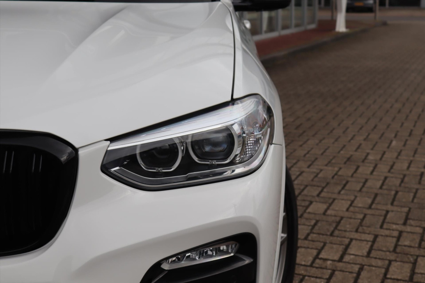 Foto van BMW X3 Xdrive20i