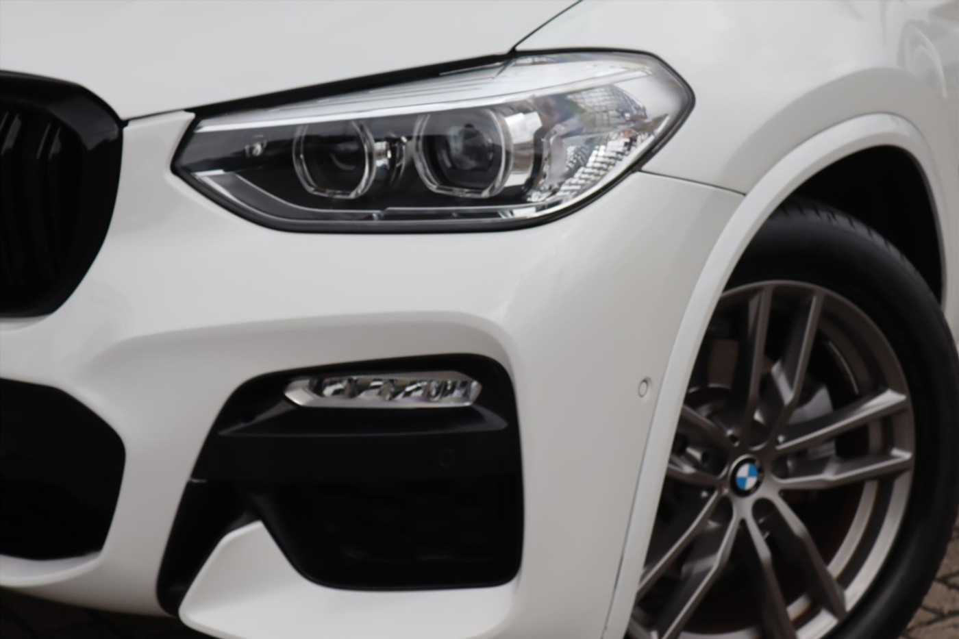 Foto van BMW X3 Xdrive20i