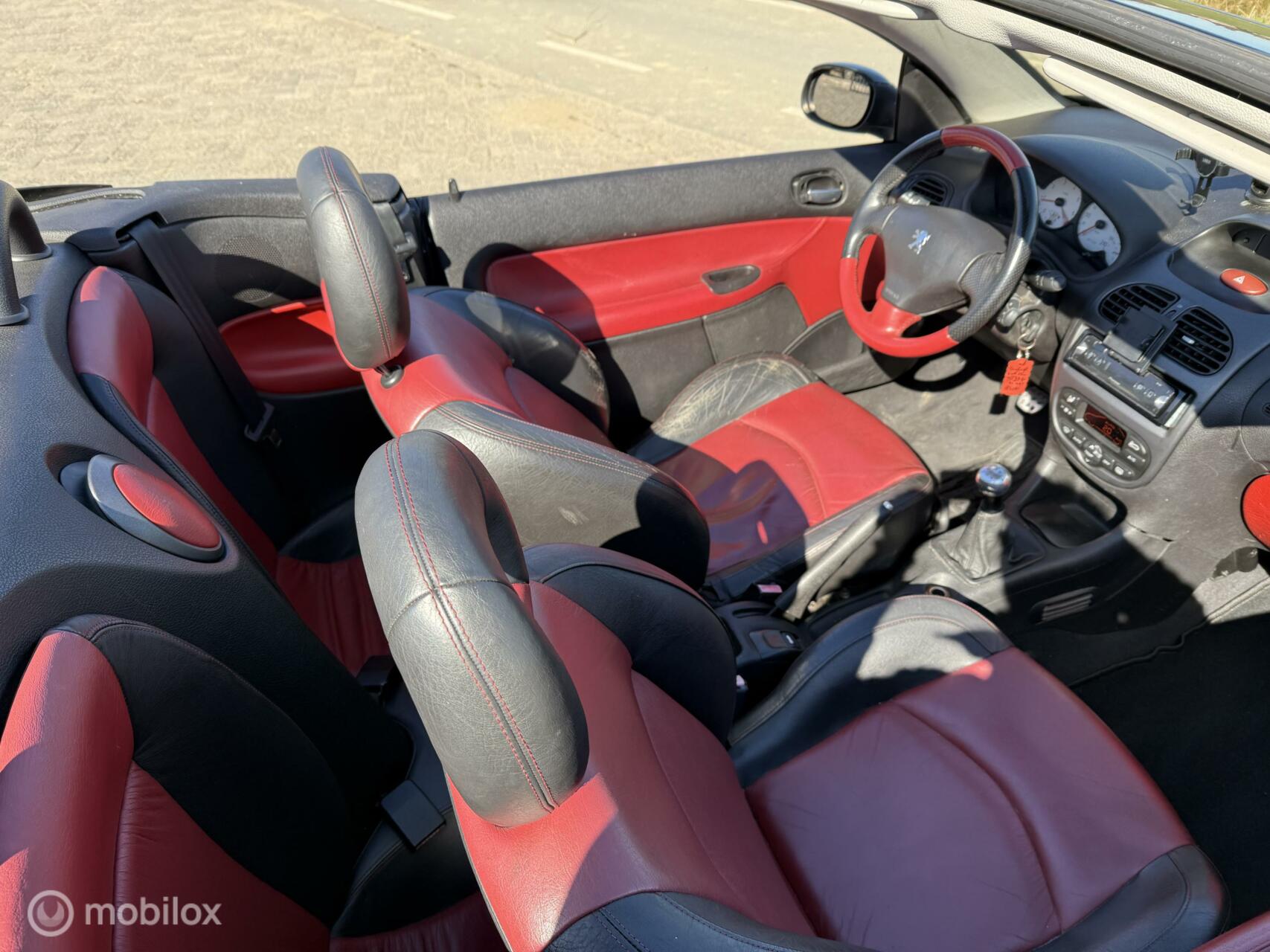 Foto van Peugeot 206 CC