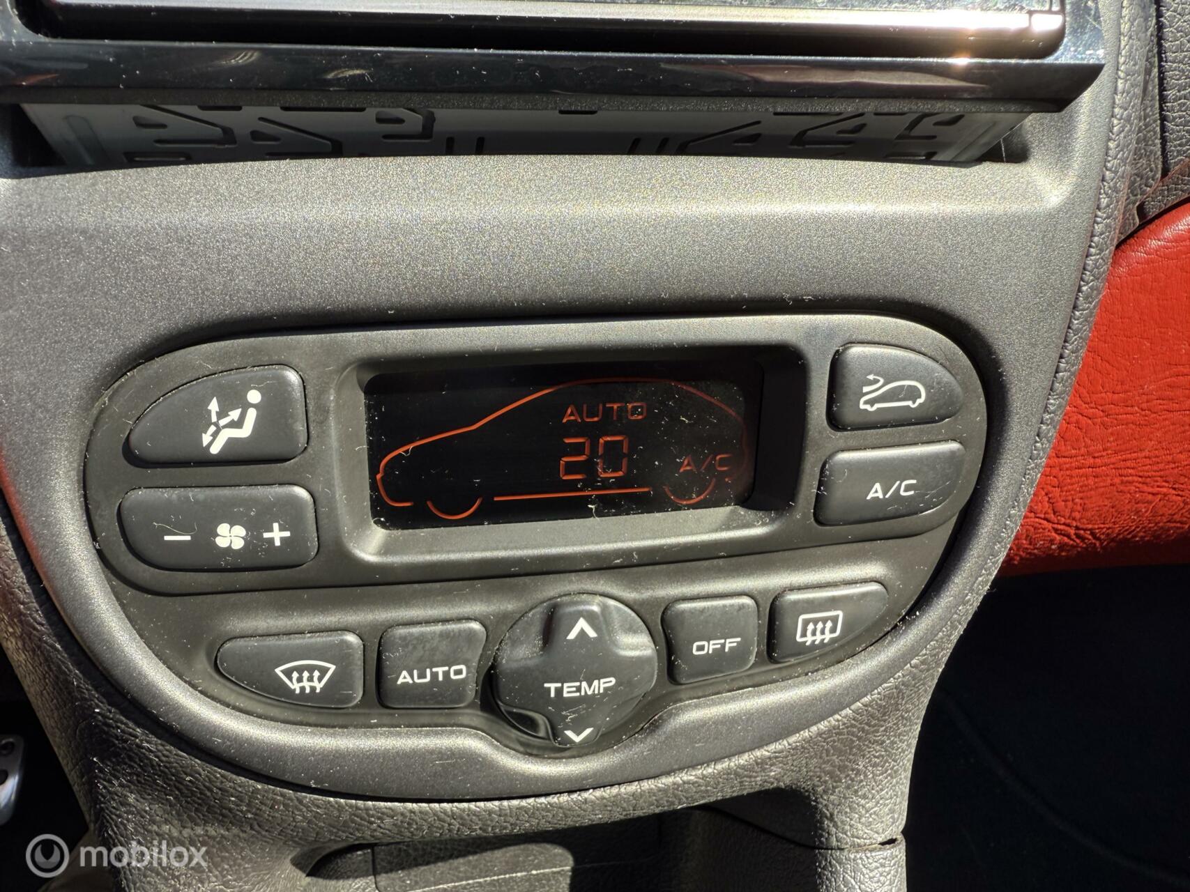 Foto van Peugeot 206 CC