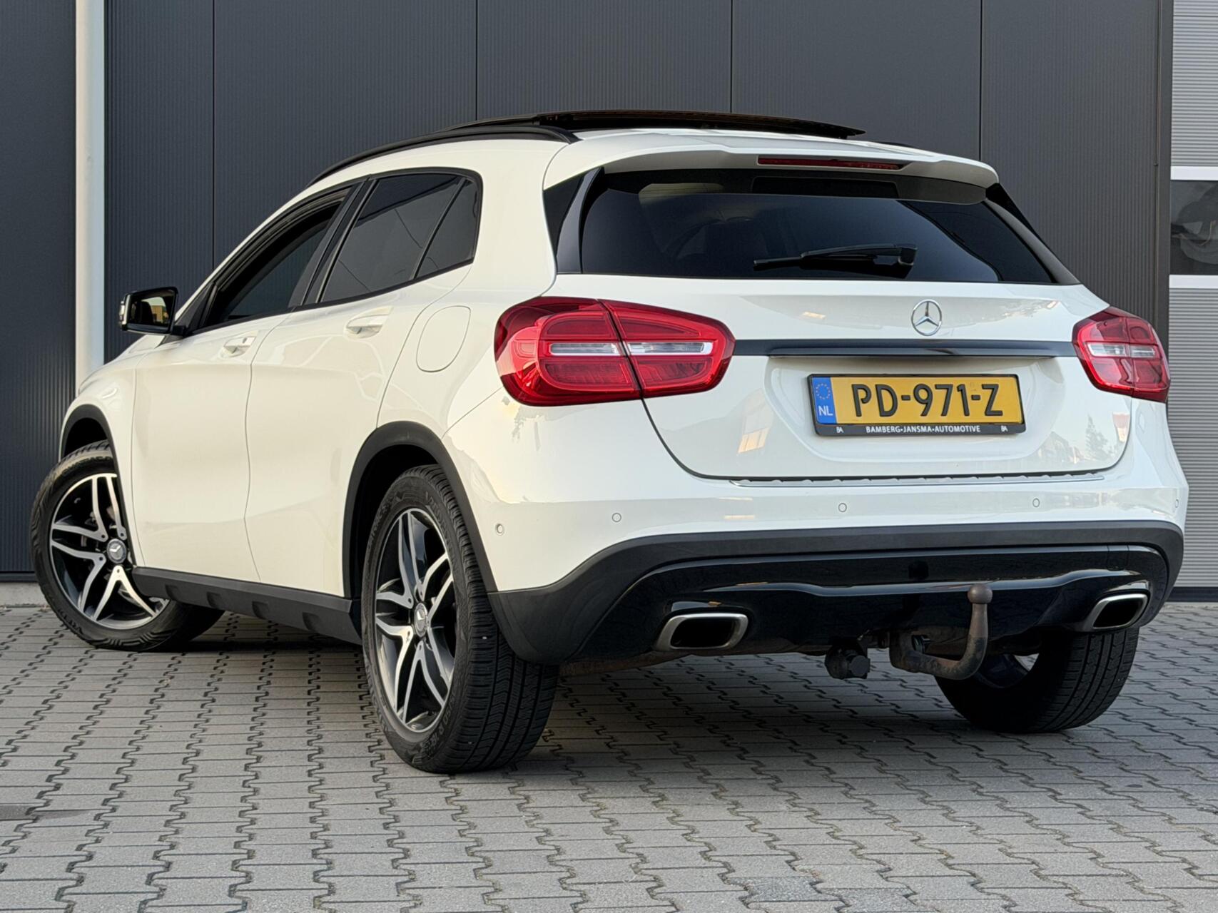 Foto van Mercedes-Benz Gla 180