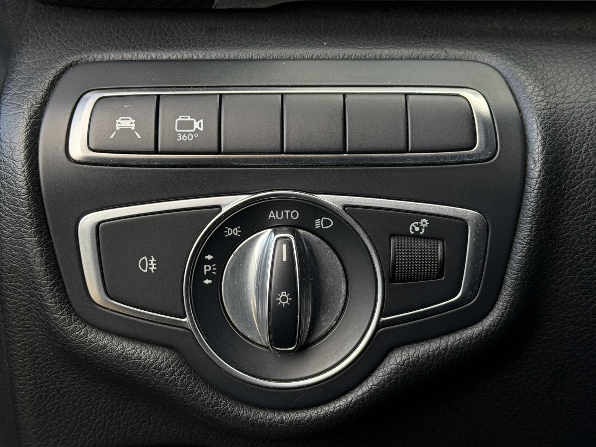 Foto van Mercedes-Benz V-klasse