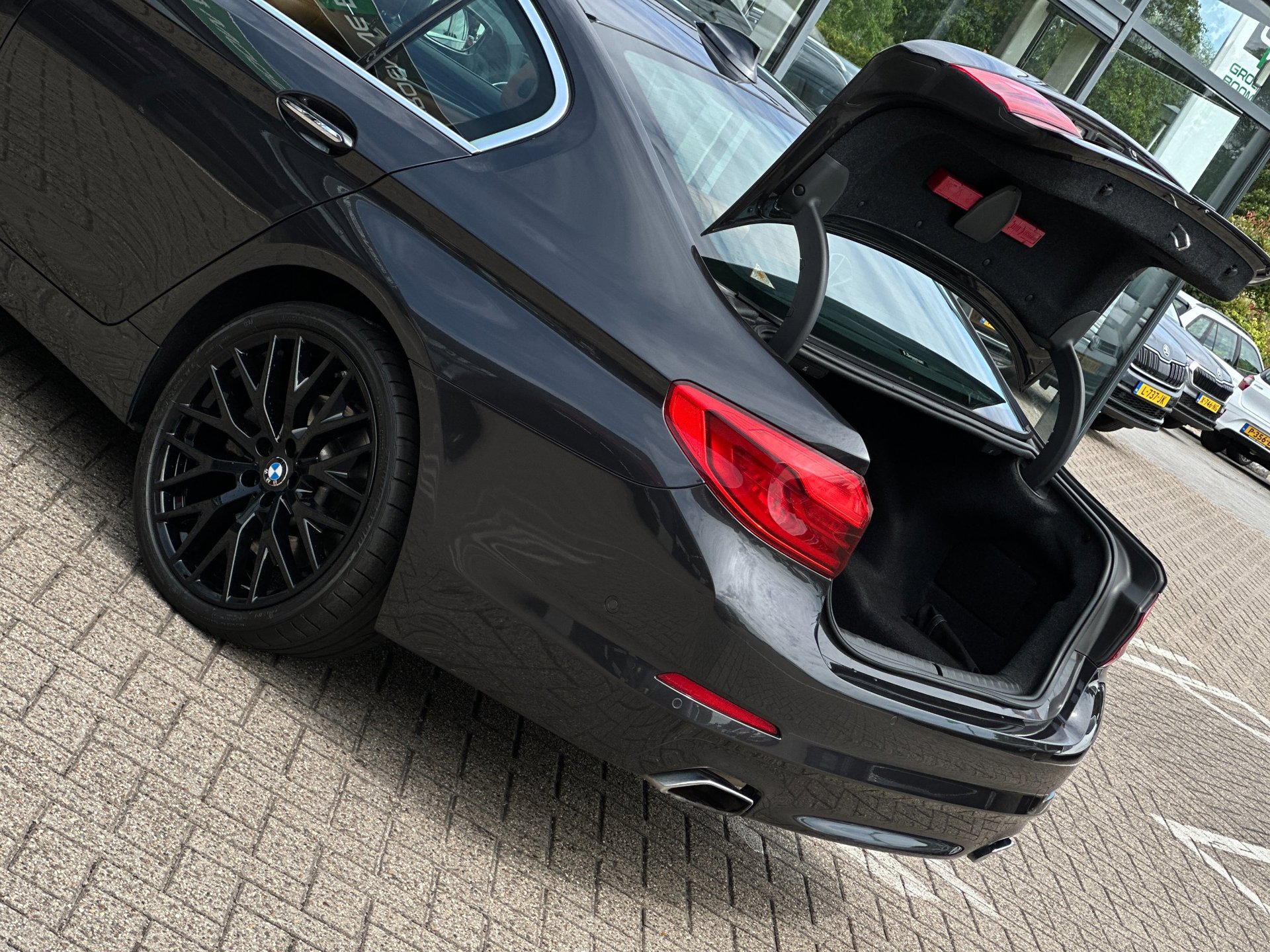 Foto van BMW 540i