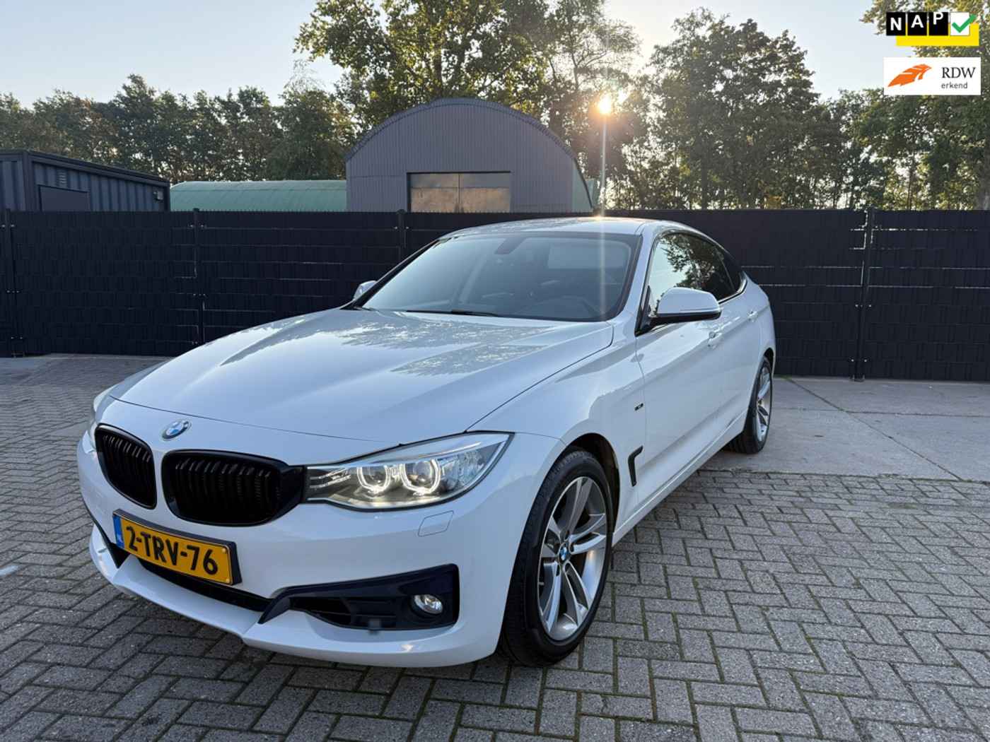 BMW 3-serie Gran Turismo 320i High Executive 2014 - voorkant