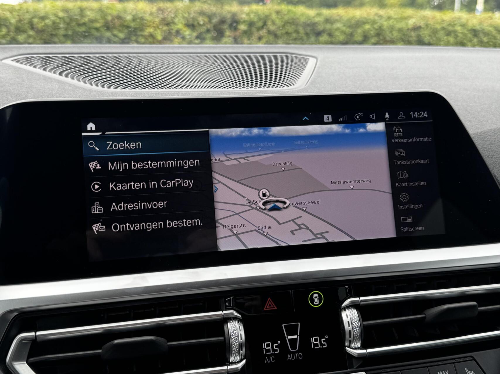 Foto van BMW 330e xDrive