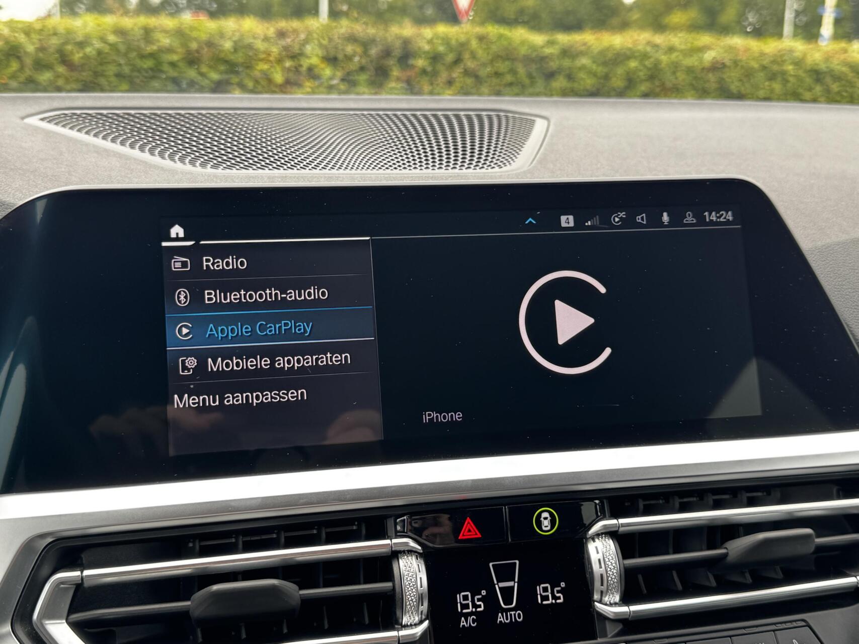 Foto van BMW 330e xDrive