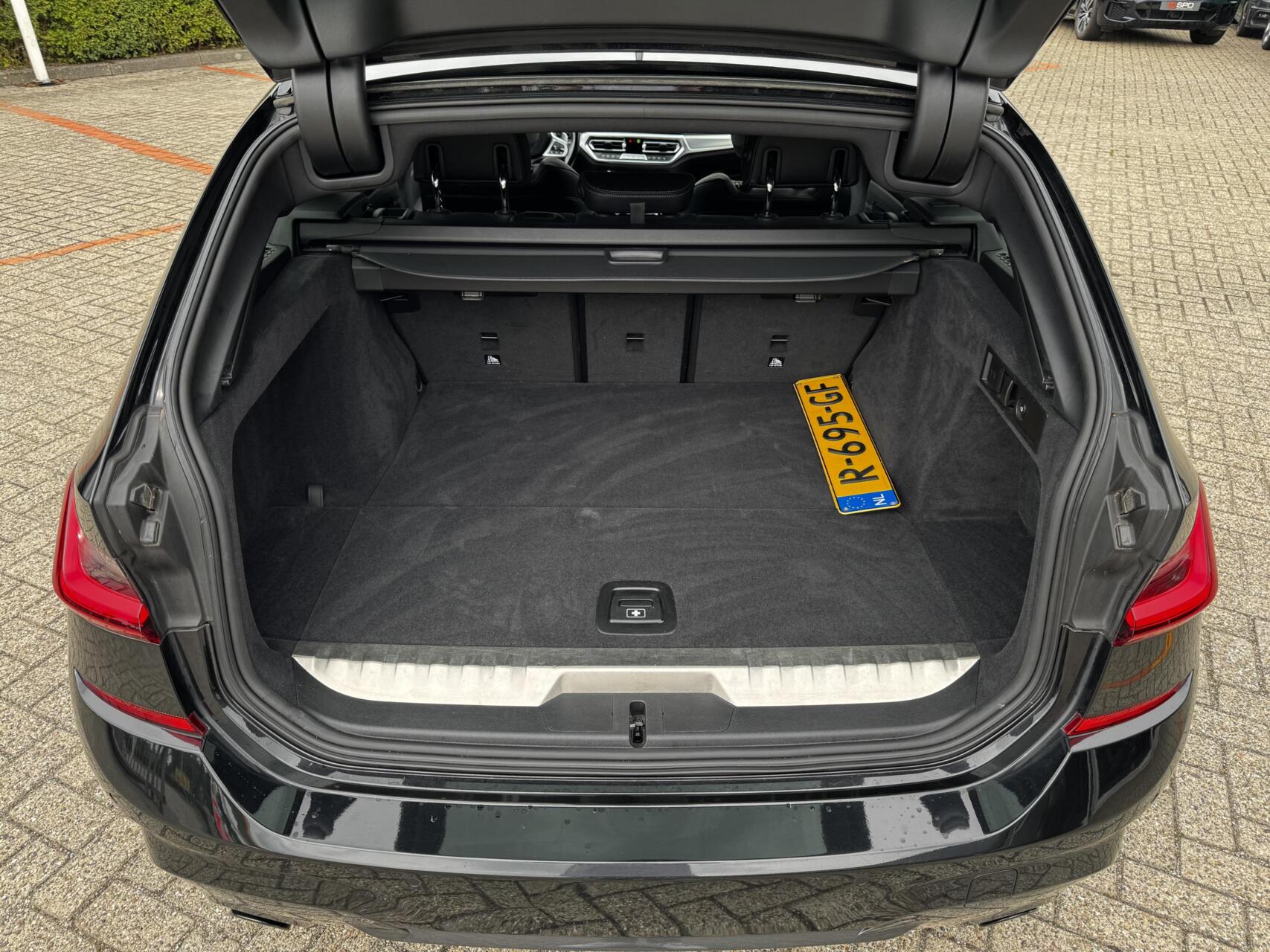 Foto van BMW 330e xDrive