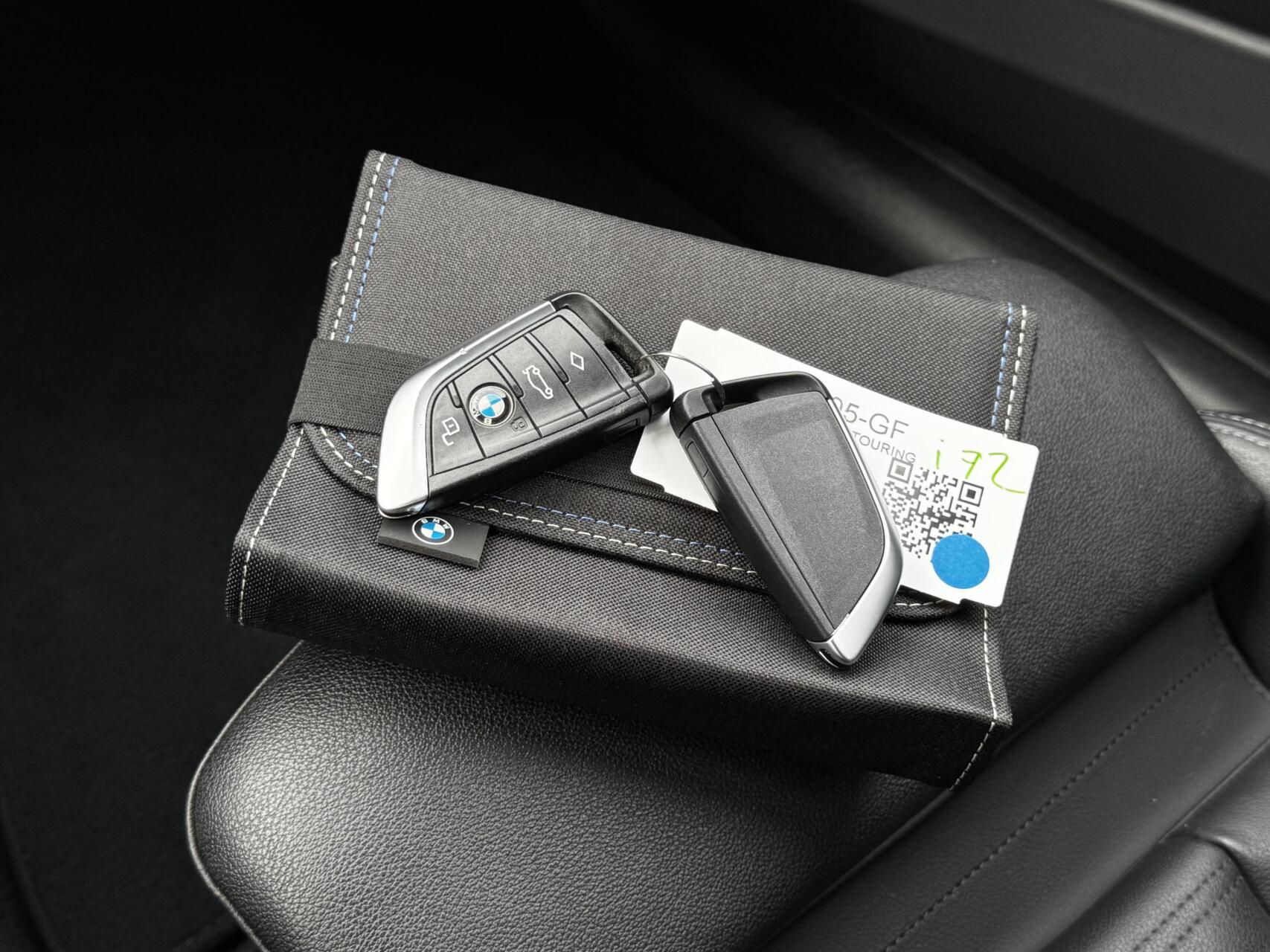 Foto van BMW 330e xDrive