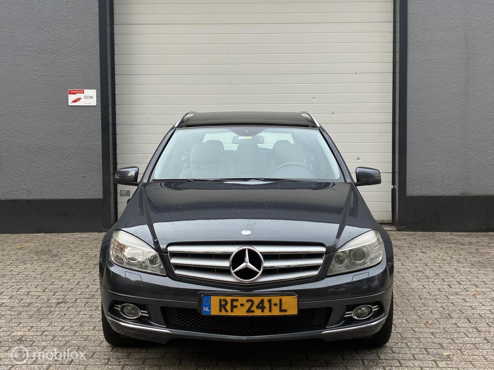 Foto van Mercedes-Benz C 200 Kompressor