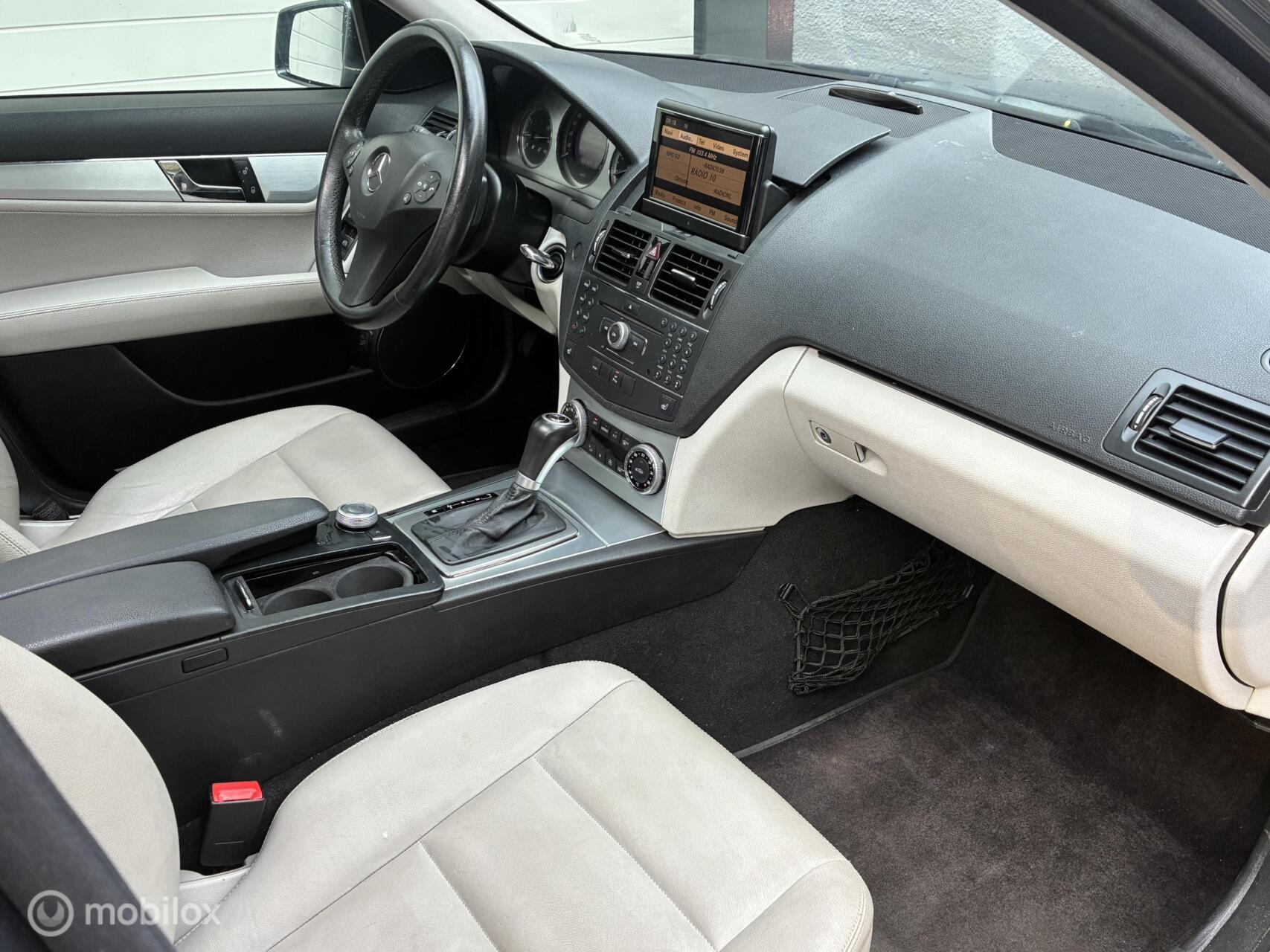 Foto van Mercedes-Benz C 200 Kompressor