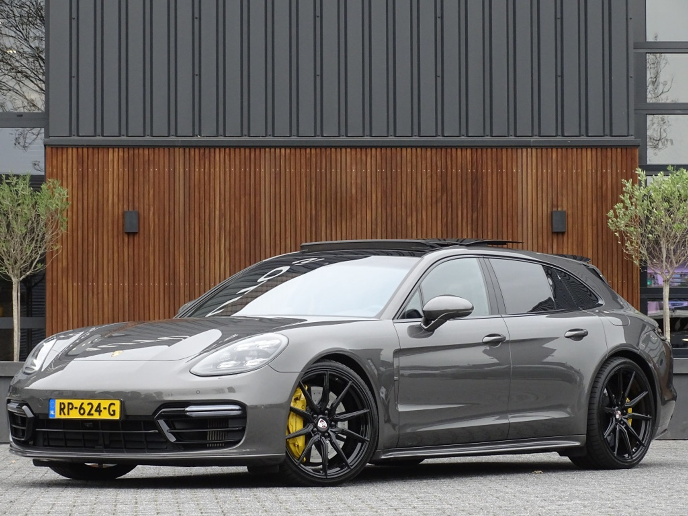 Porsche Panamera Turbo S E-hybrid 4.0 Turbo S E-Hybrid 680PK / Ceramic / Sports Chrono / Sport Design 2018 - voorkant