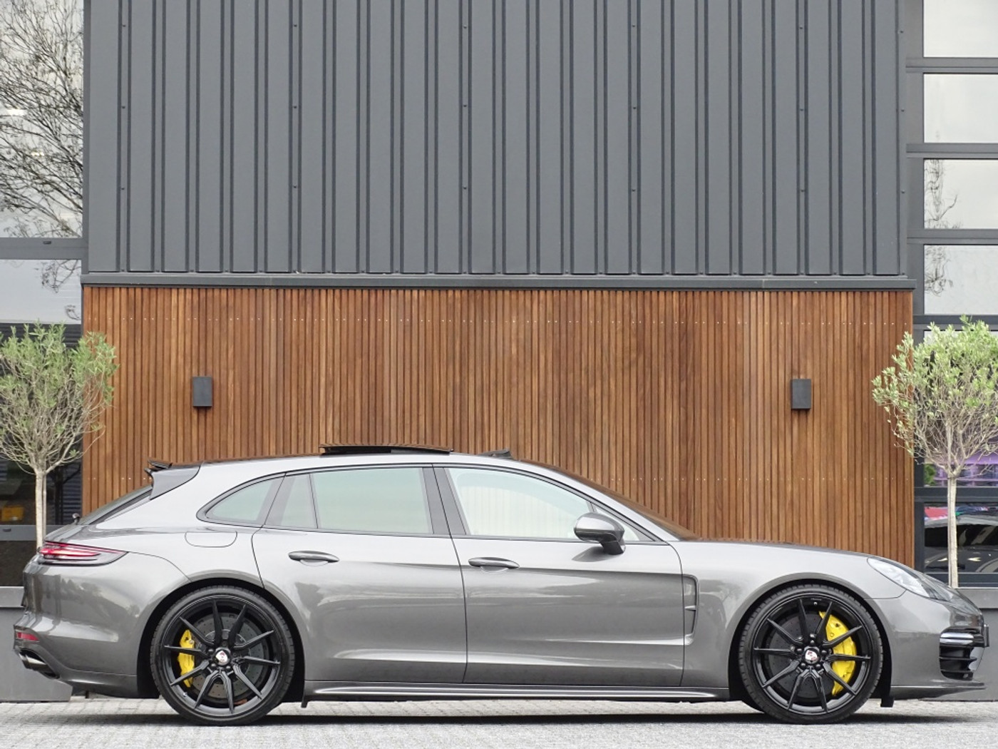 Foto van Porsche Panamera Turbo S E-hybrid