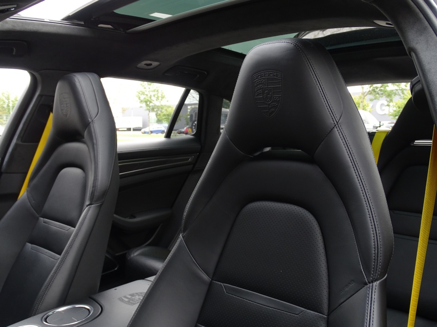 Foto van Porsche Panamera Turbo S E-hybrid