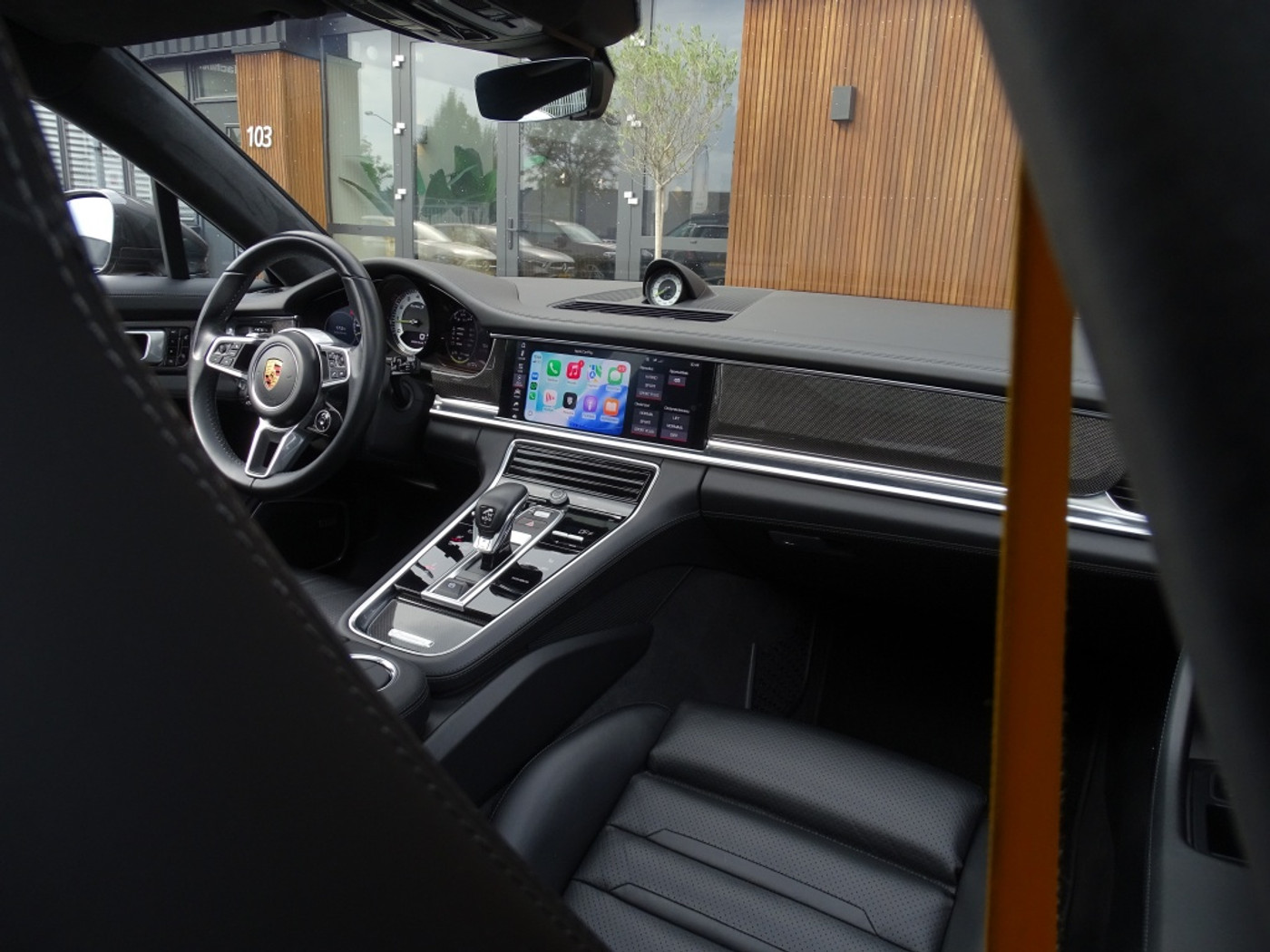 Foto van Porsche Panamera Turbo S E-hybrid