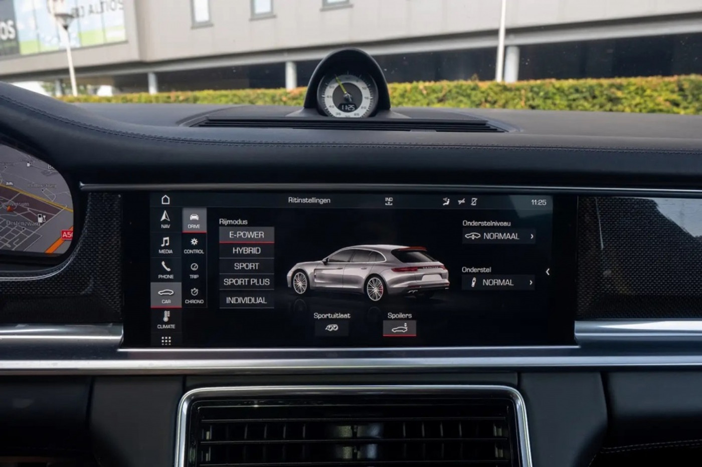 Foto van Porsche Panamera Turbo S E-hybrid
