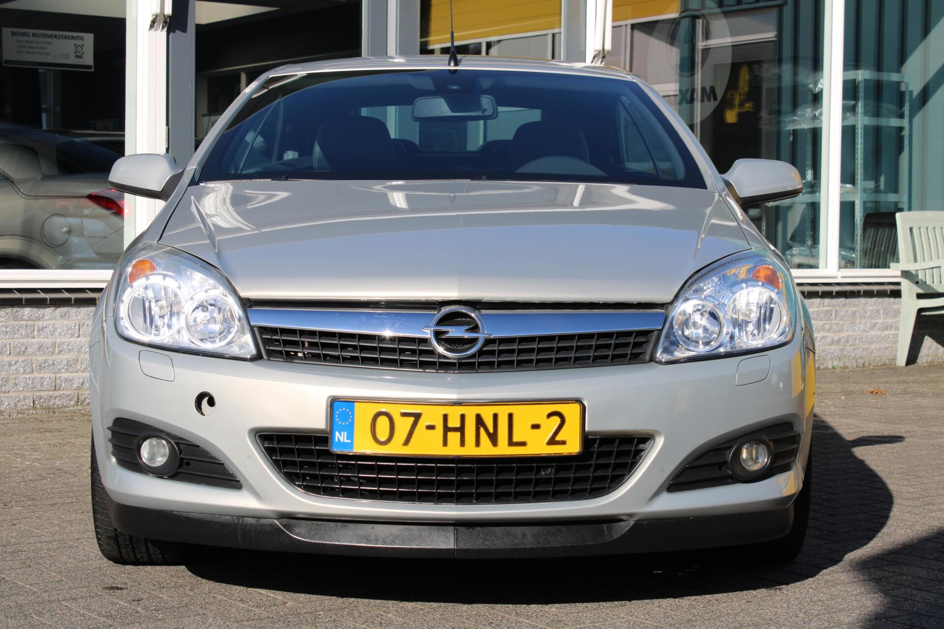 Foto van Opel Astra Twin Top