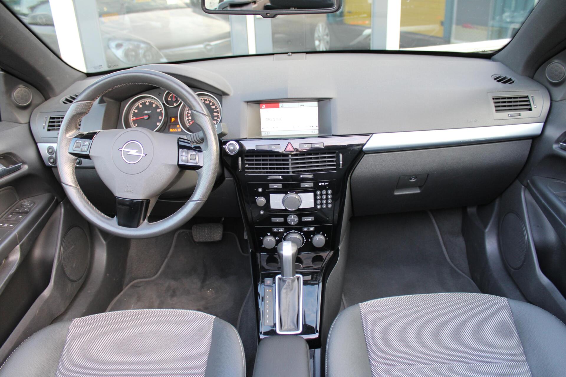 Foto van Opel Astra Twin Top