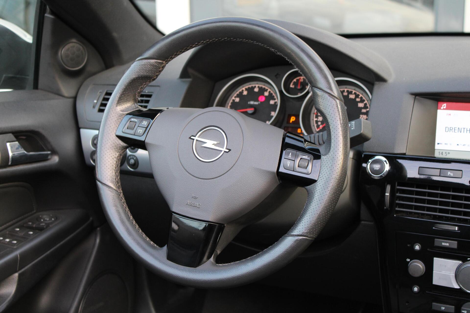 Foto van Opel Astra Twin Top