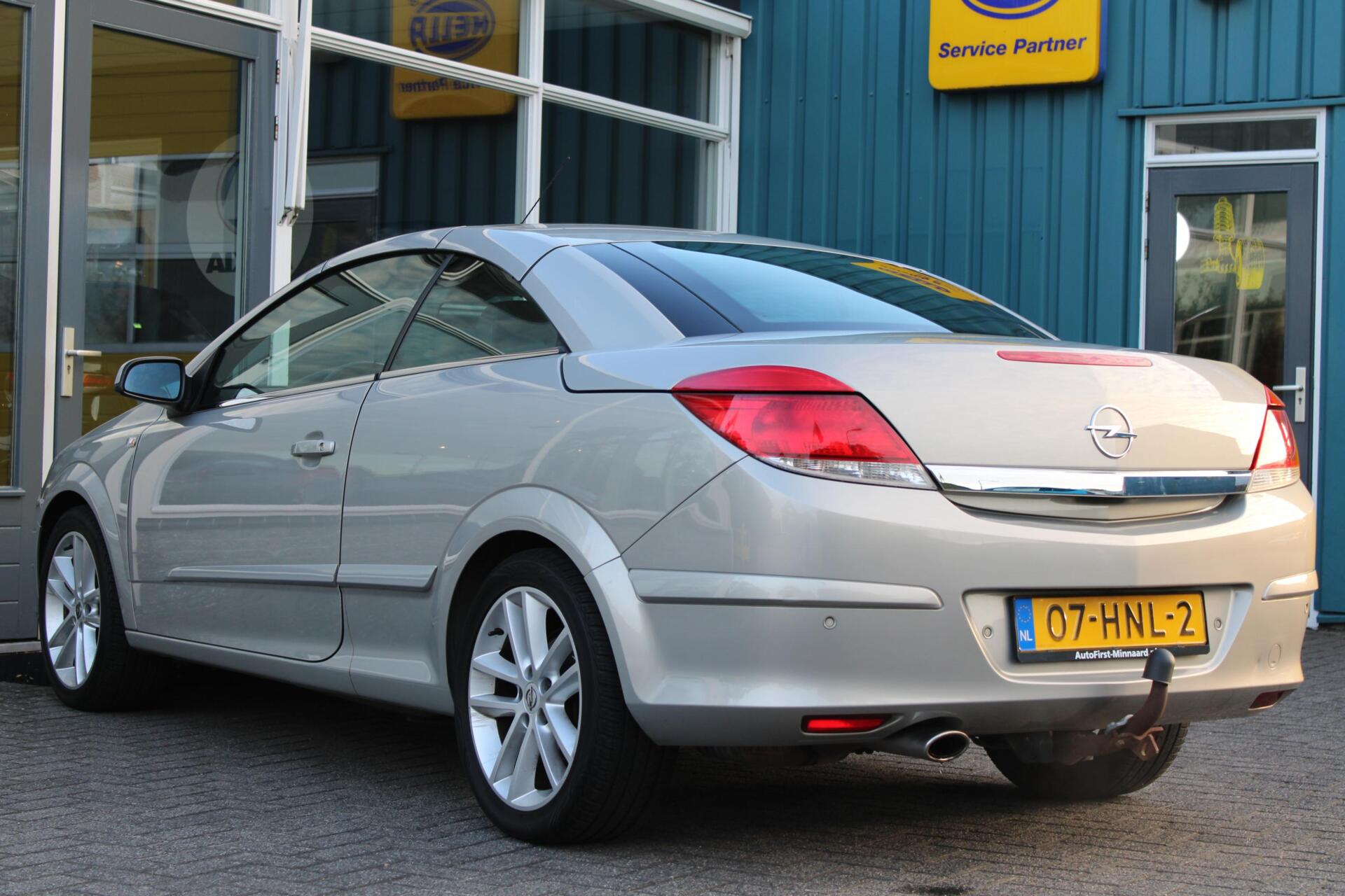 Foto van Opel Astra Twin Top