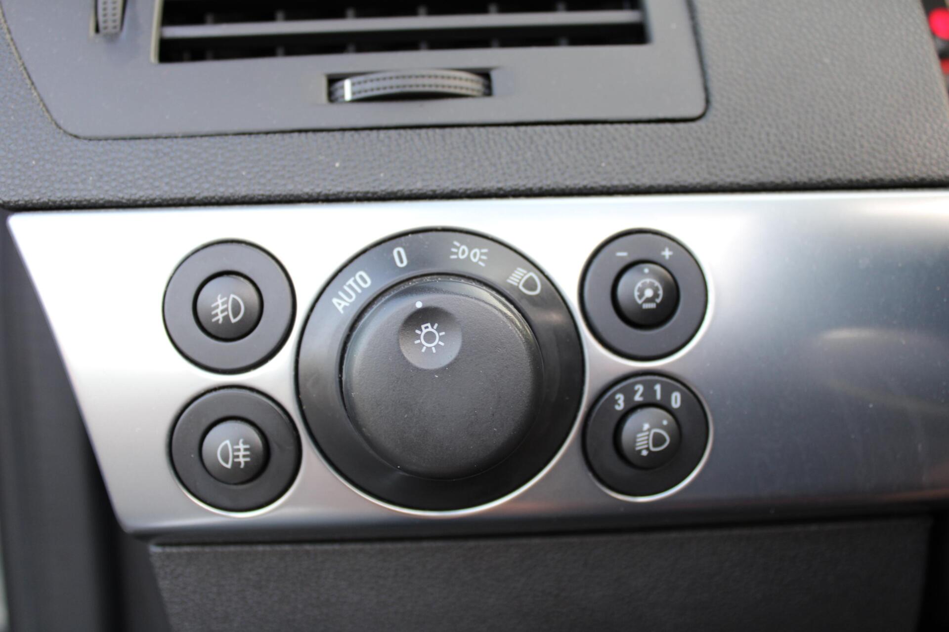 Foto van Opel Astra Twin Top