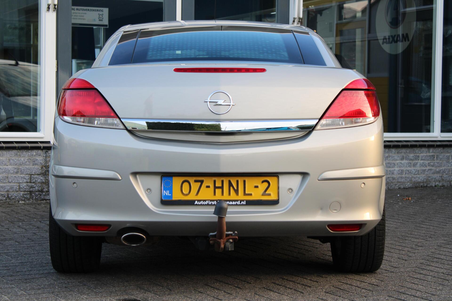 Foto van Opel Astra Twin Top