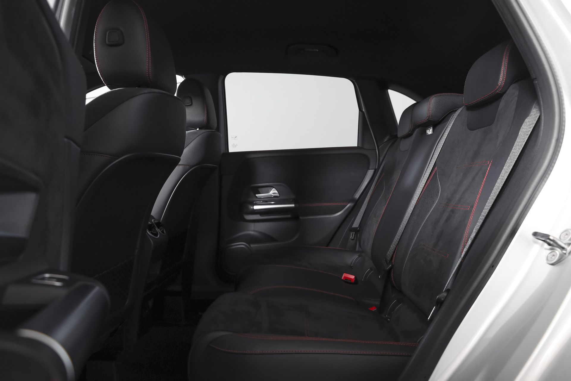 Foto van Mercedes-Benz B 250 E