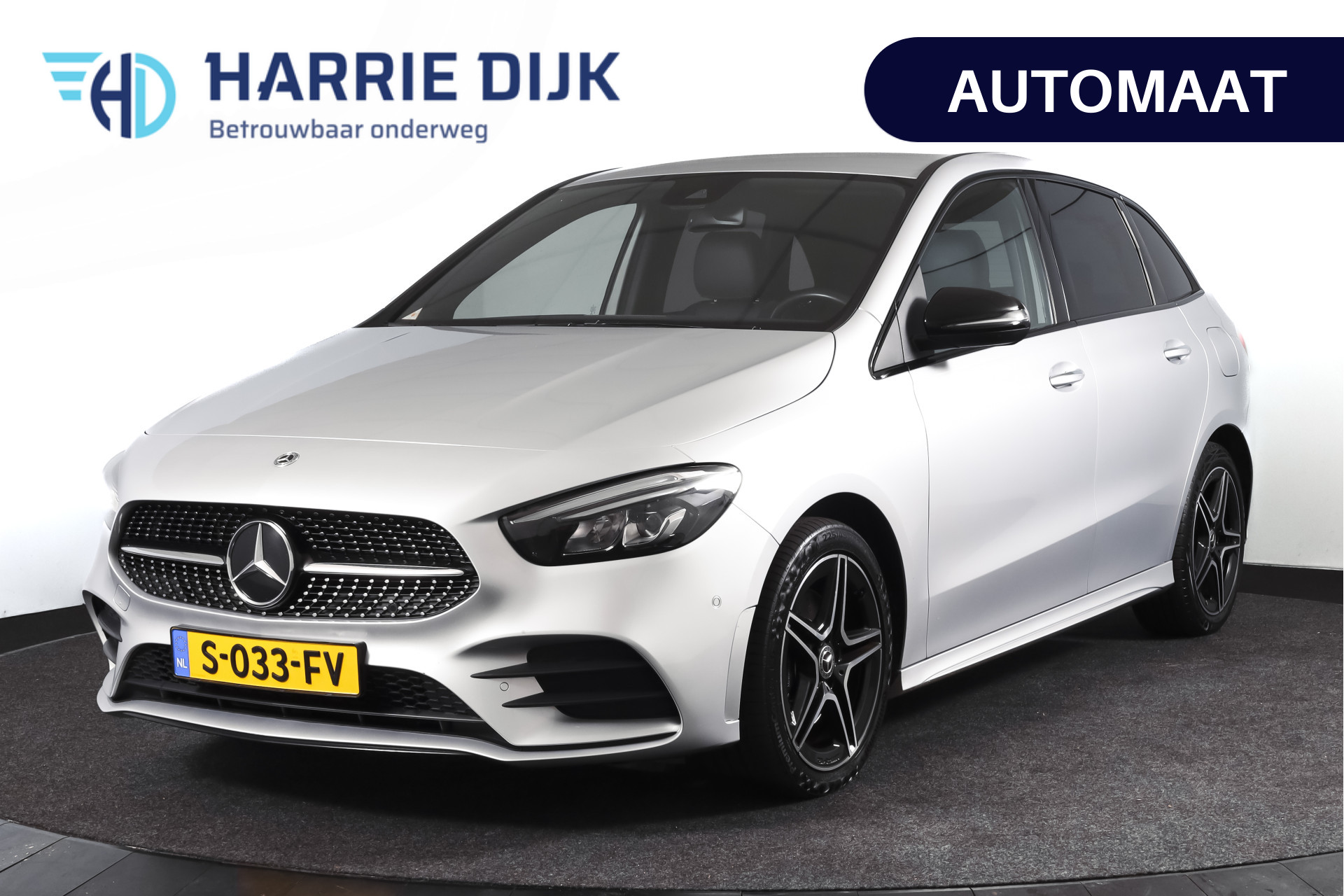 Mercedes-Benz B 250 E 250 e AMG Line Hybride - Automaat 2023 - voorkant