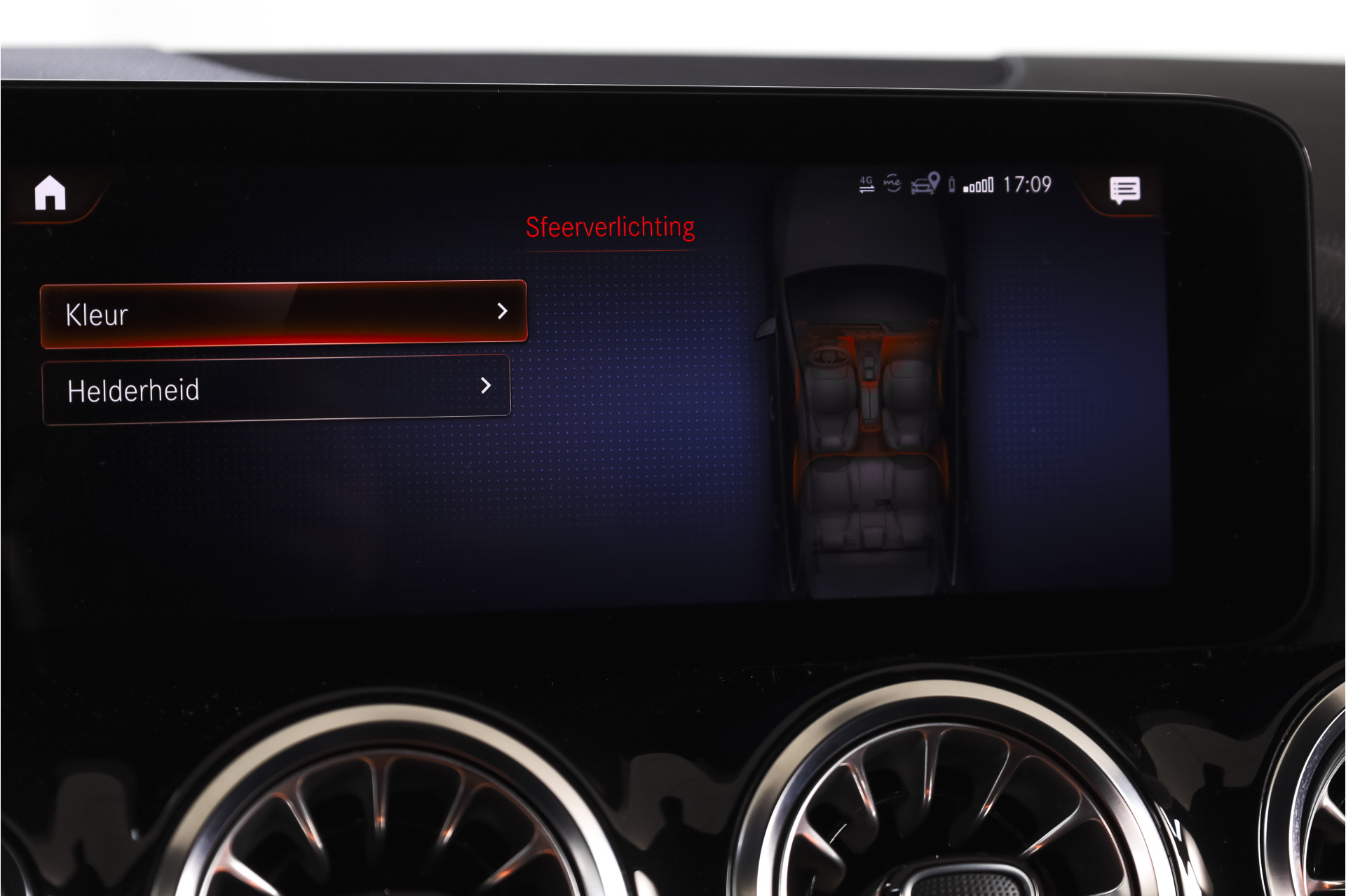Foto van Mercedes-Benz B 250 E