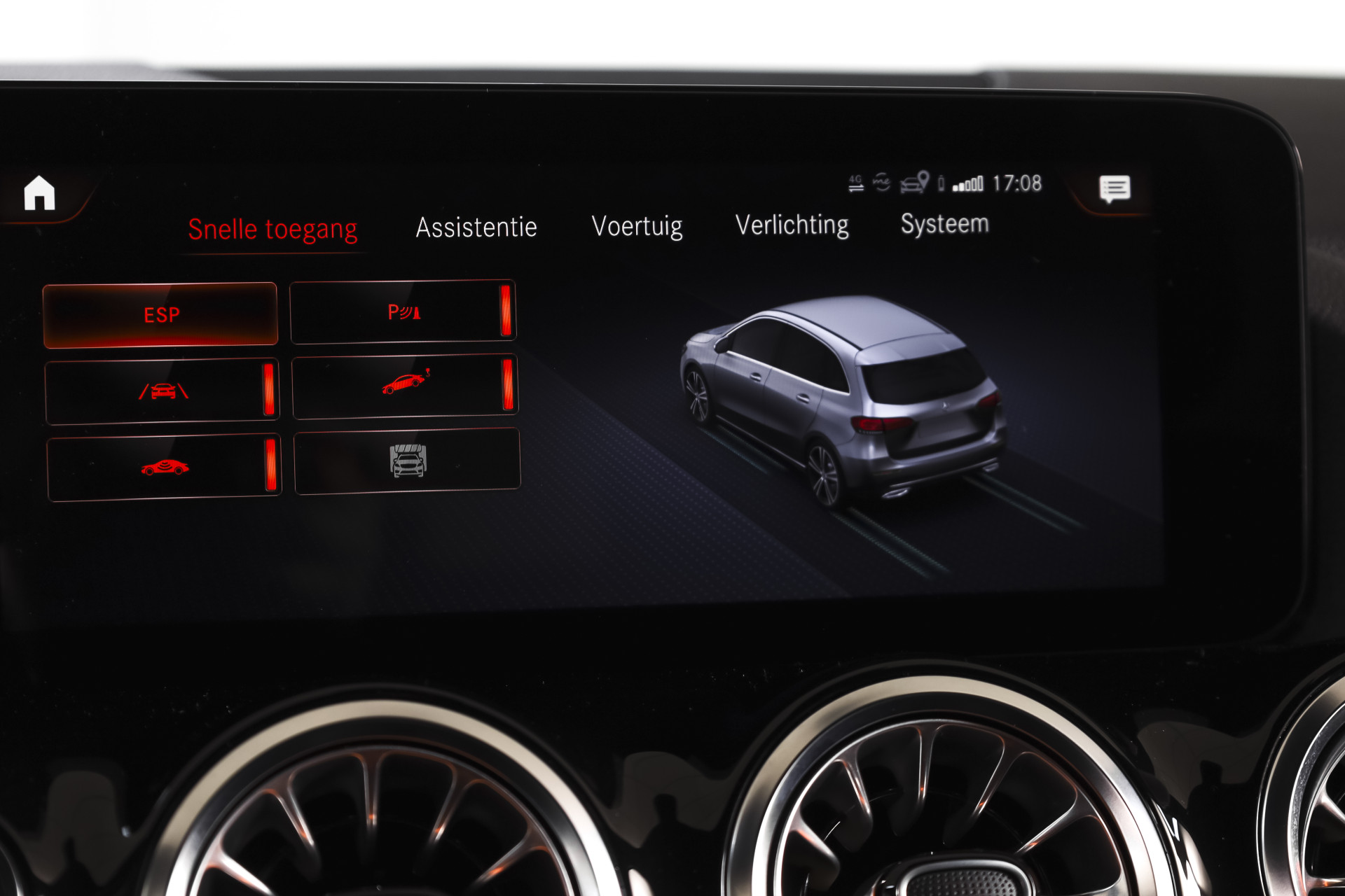 Foto van Mercedes-Benz B 250 E