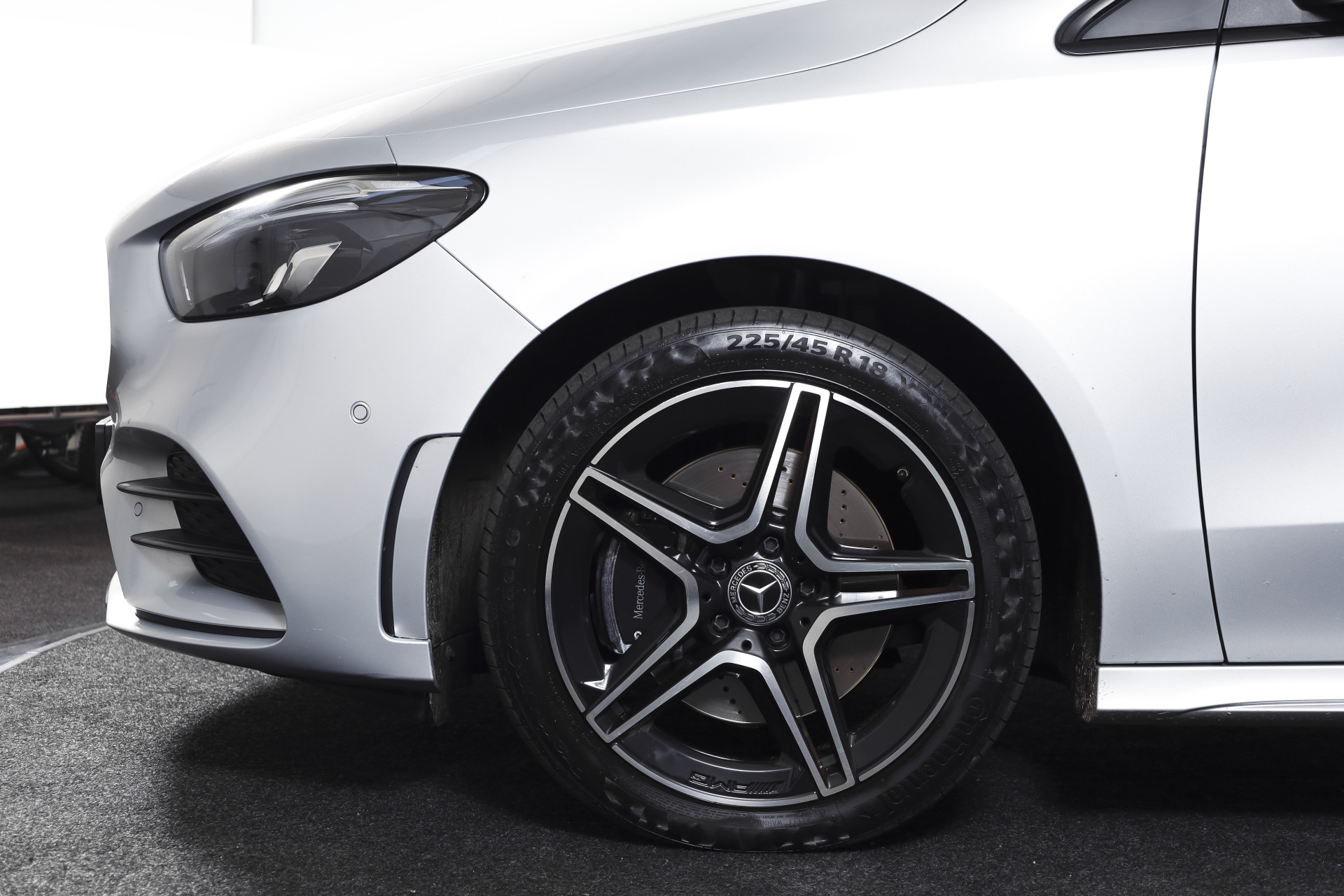 Foto van Mercedes-Benz B 250 E