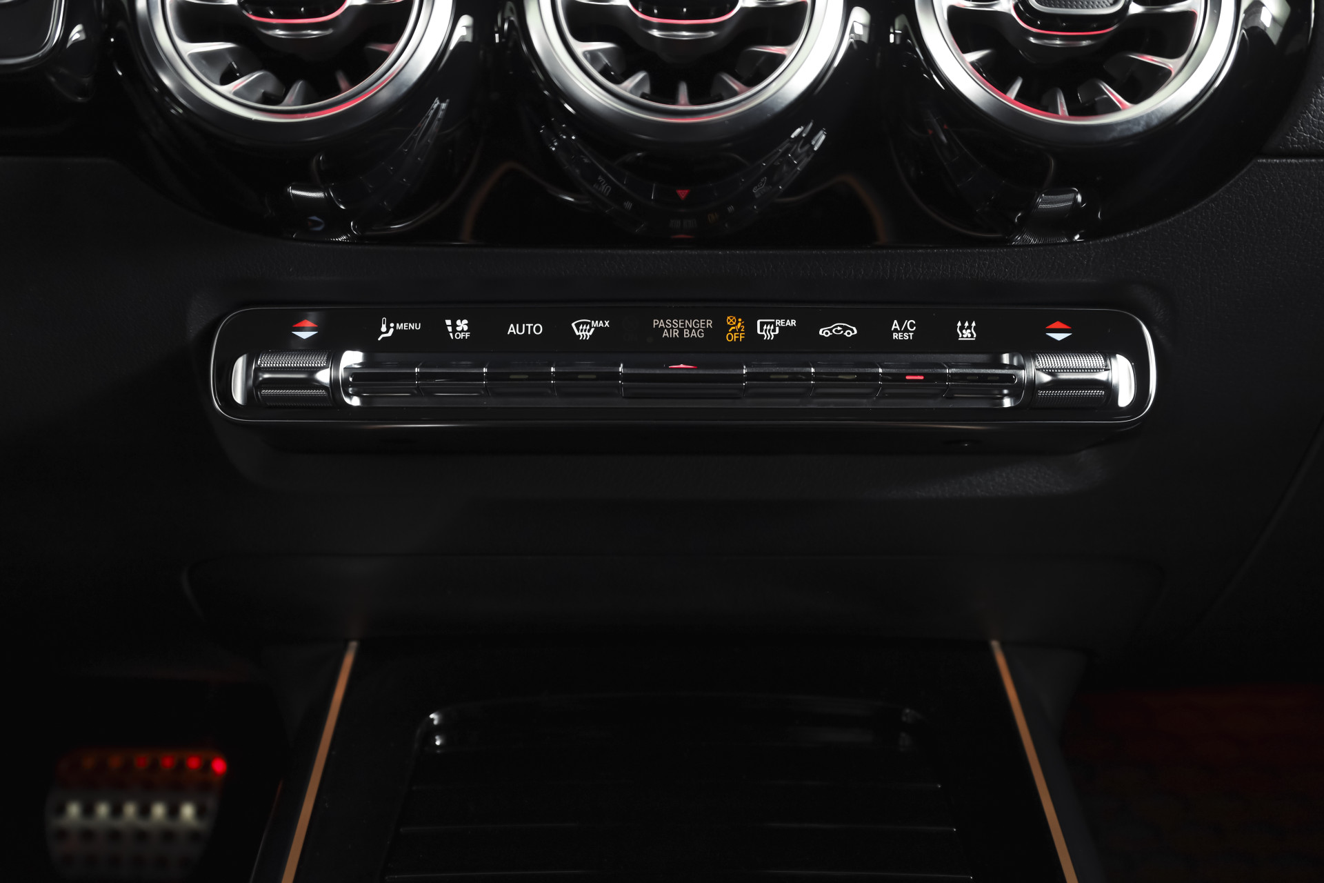 Foto van Mercedes-Benz B 250 E