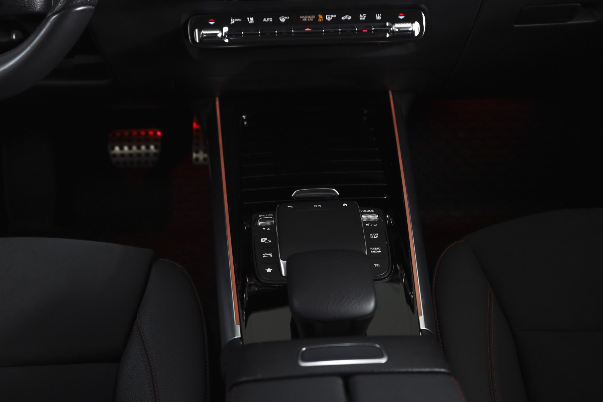 Foto van Mercedes-Benz B 250 E