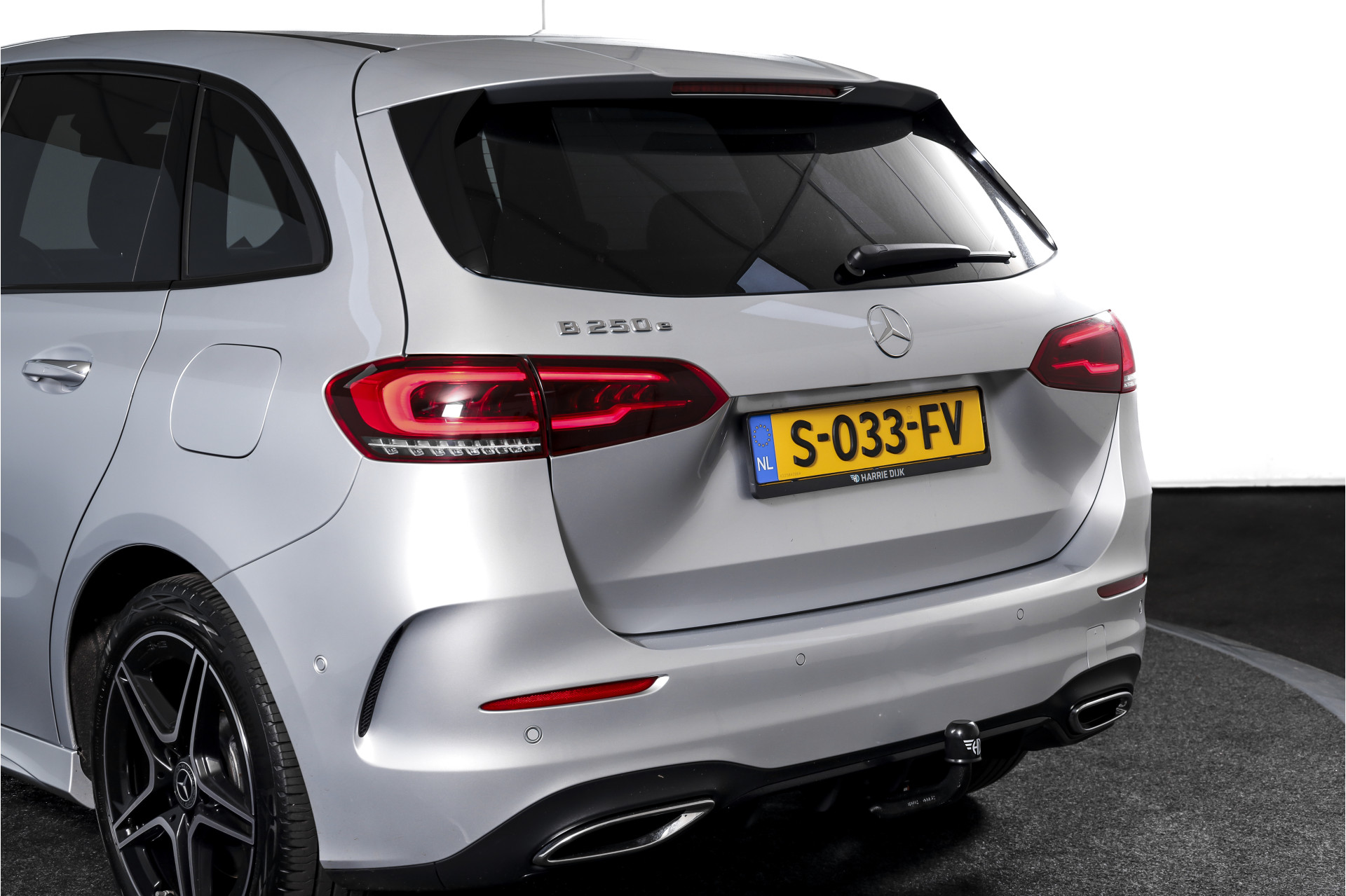 Foto van Mercedes-Benz B 250 E