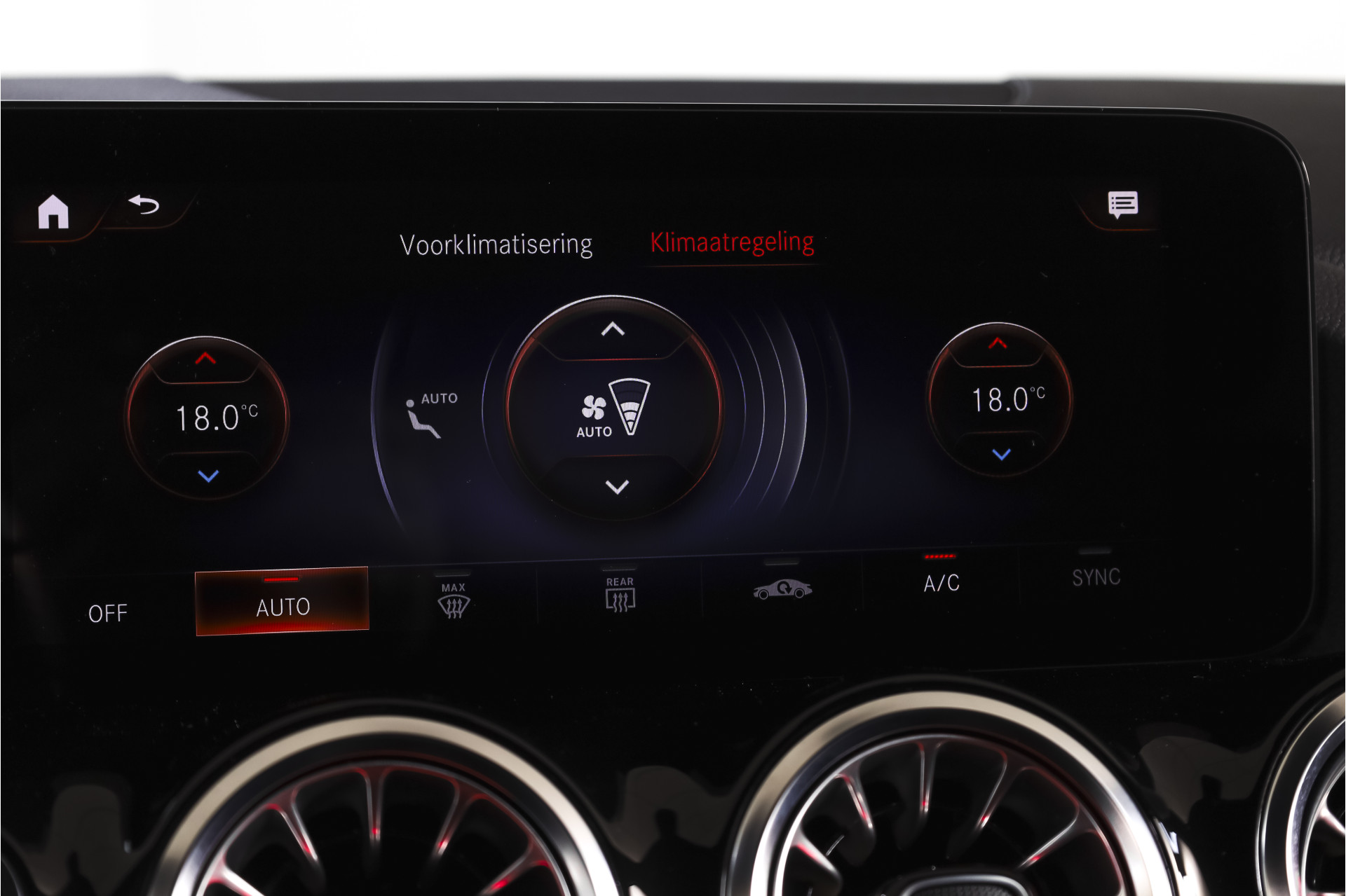 Foto van Mercedes-Benz B 250 E