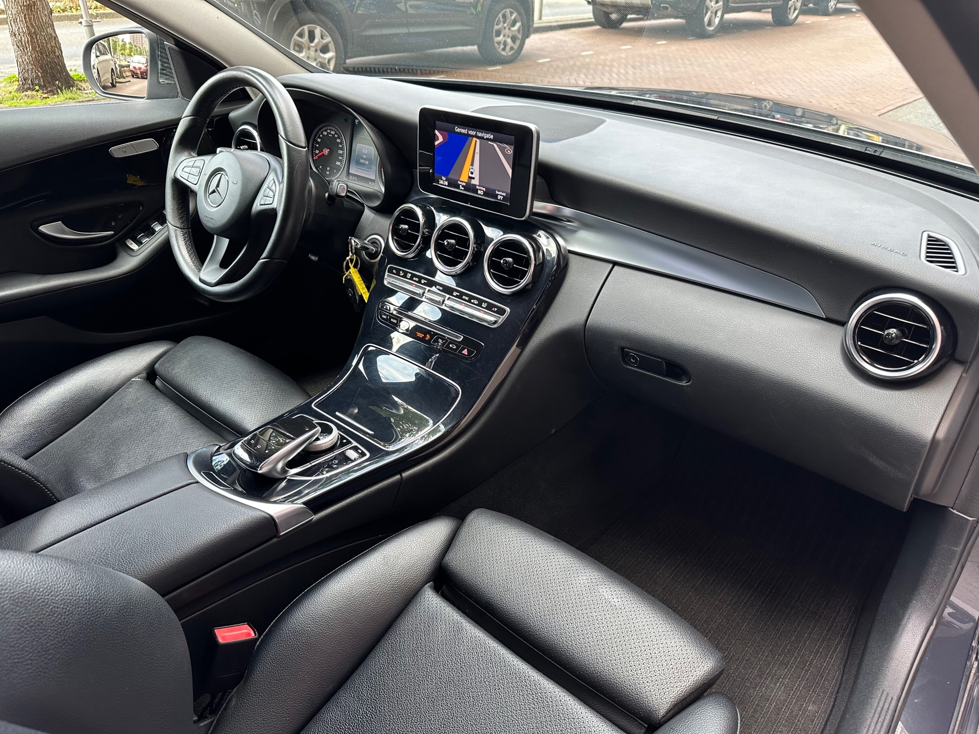 Foto van Mercedes-Benz C 200