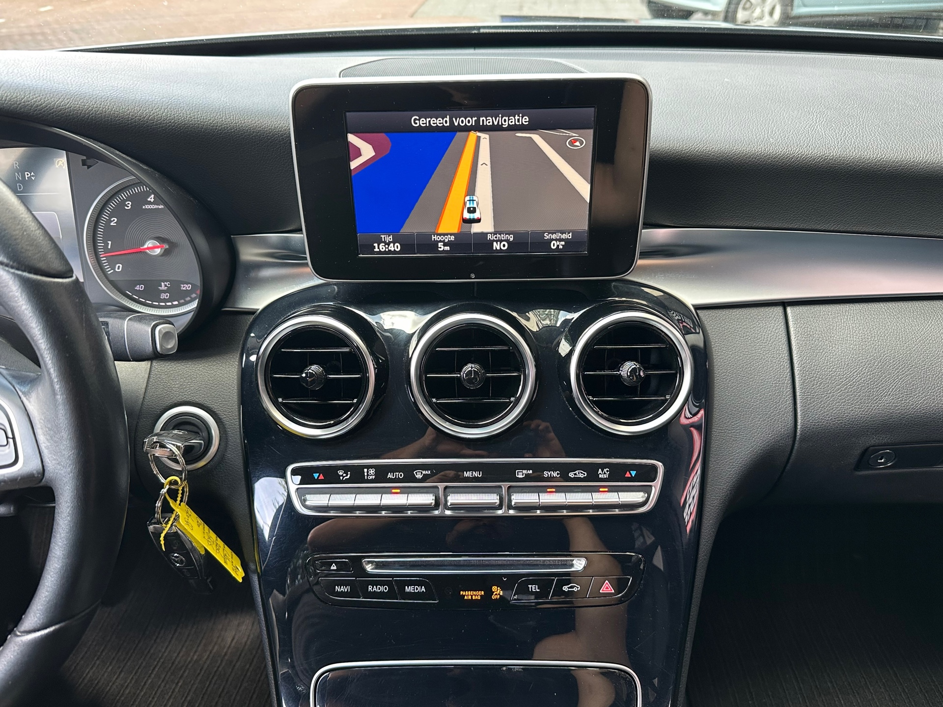 Foto van Mercedes-Benz C 200