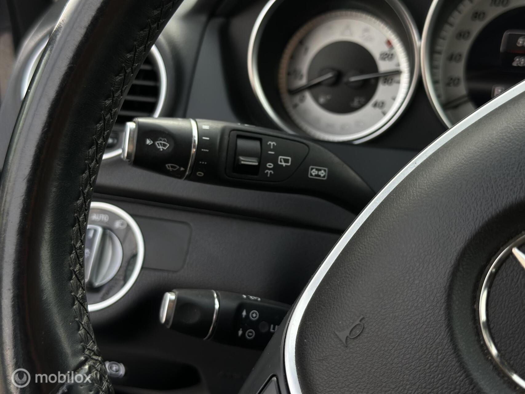 Foto van Mercedes-Benz C 180