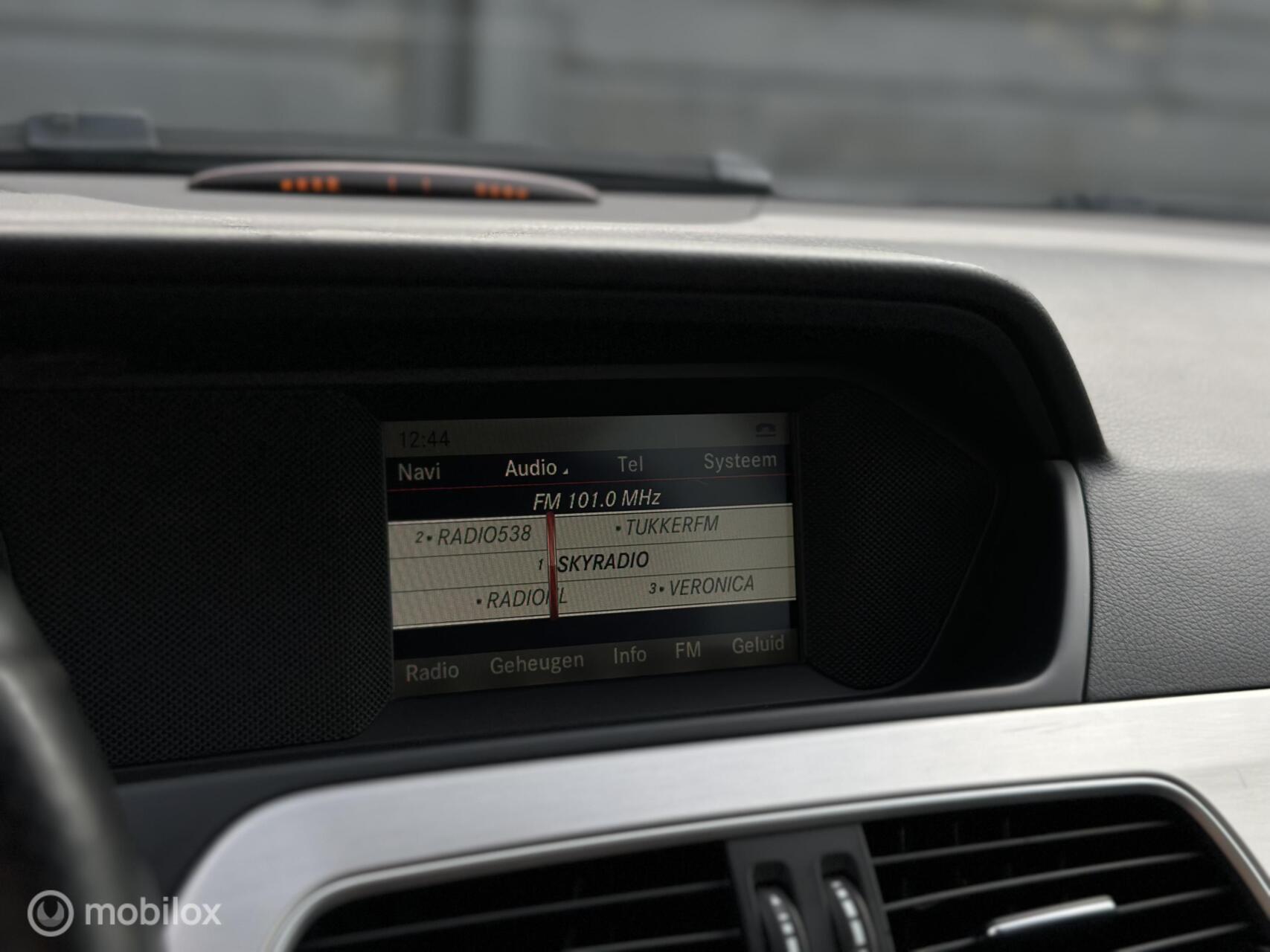 Foto van Mercedes-Benz C 180