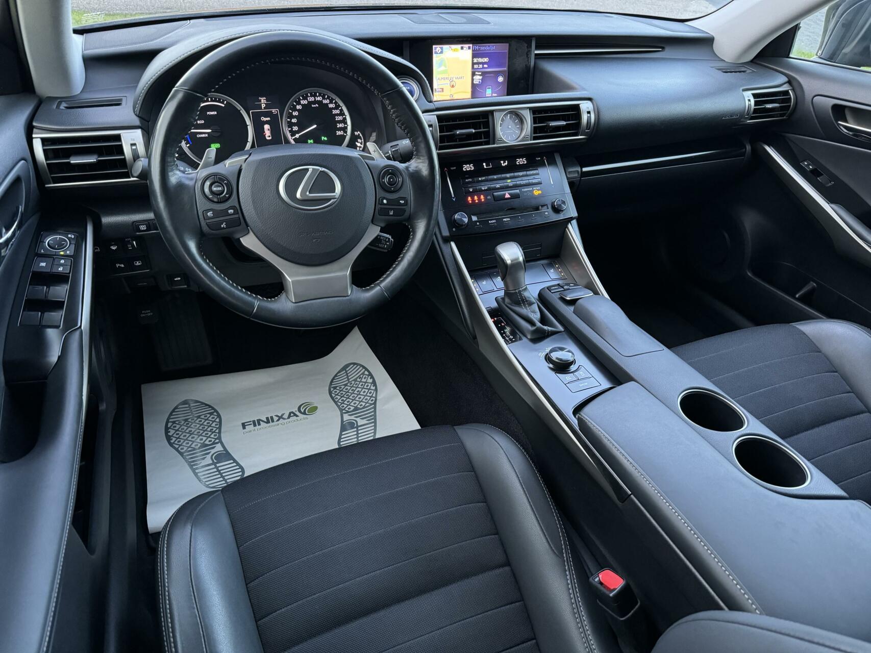 Foto van Lexus Is
