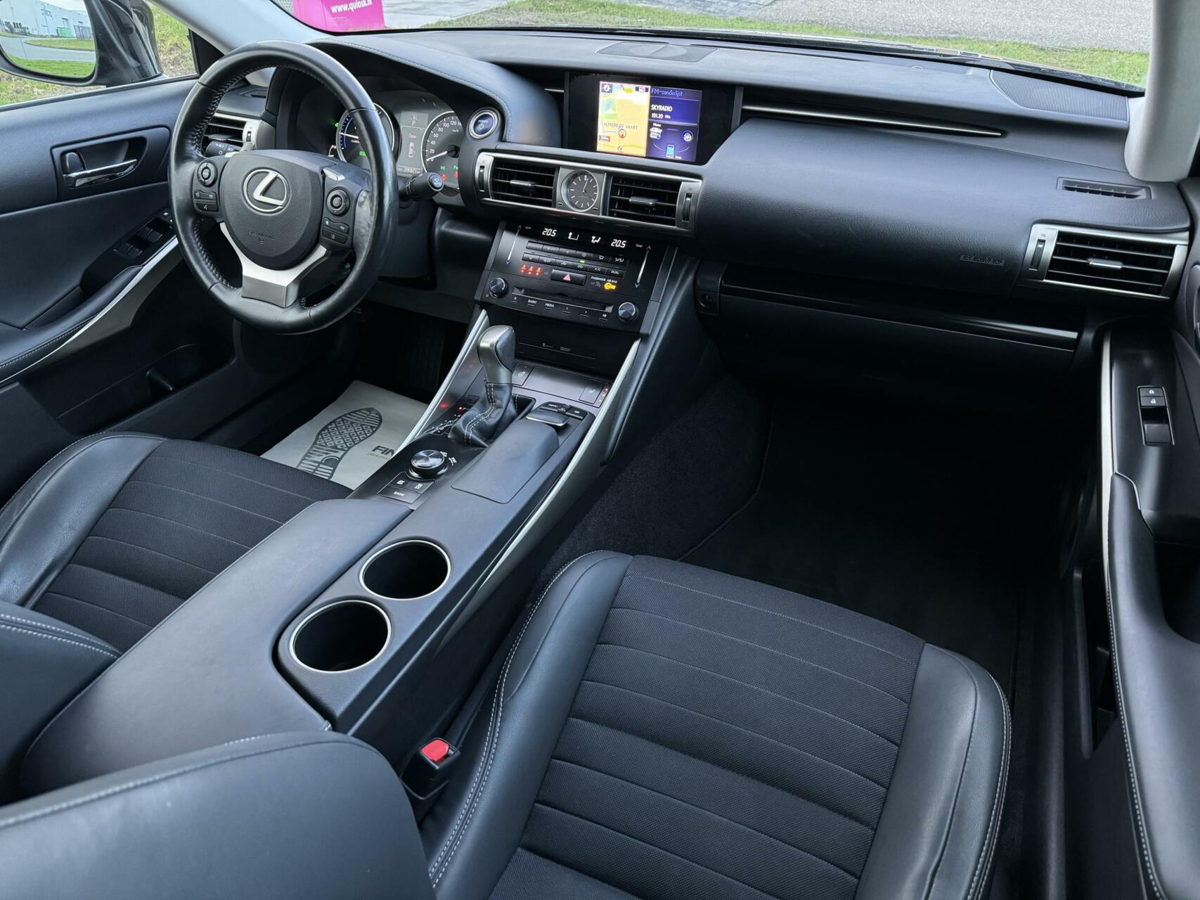 Foto van Lexus Is
