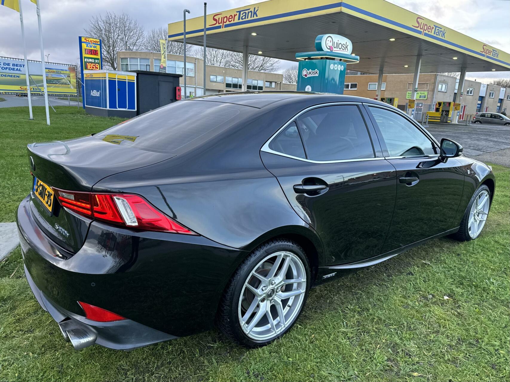 Foto van Lexus Is