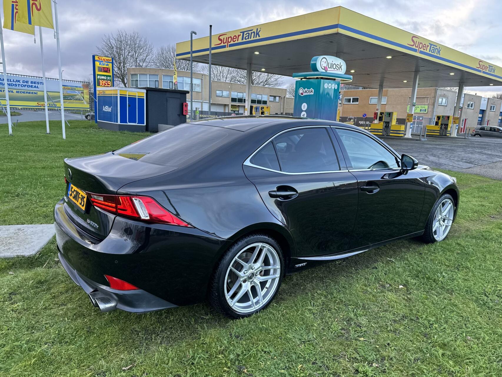 Foto van Lexus Is