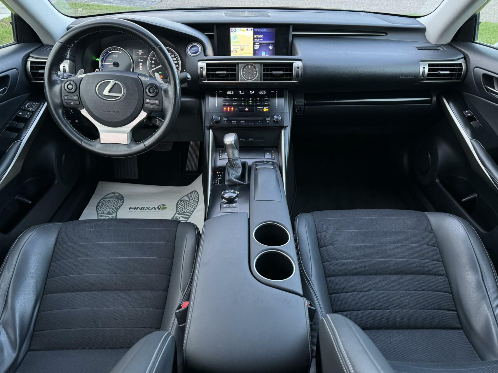 Foto van Lexus Is