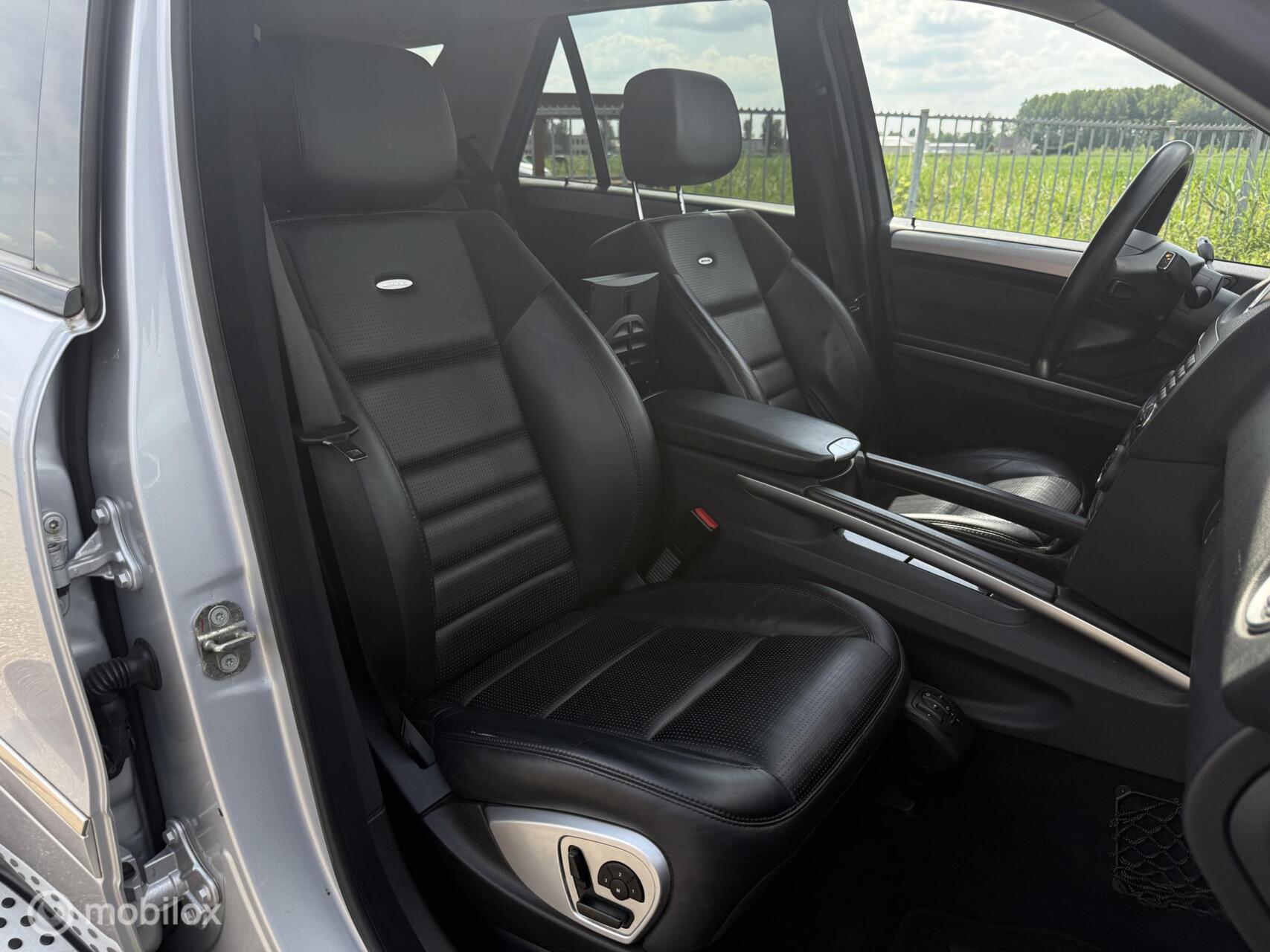 Foto van Mercedes-Benz ML 63 AMG