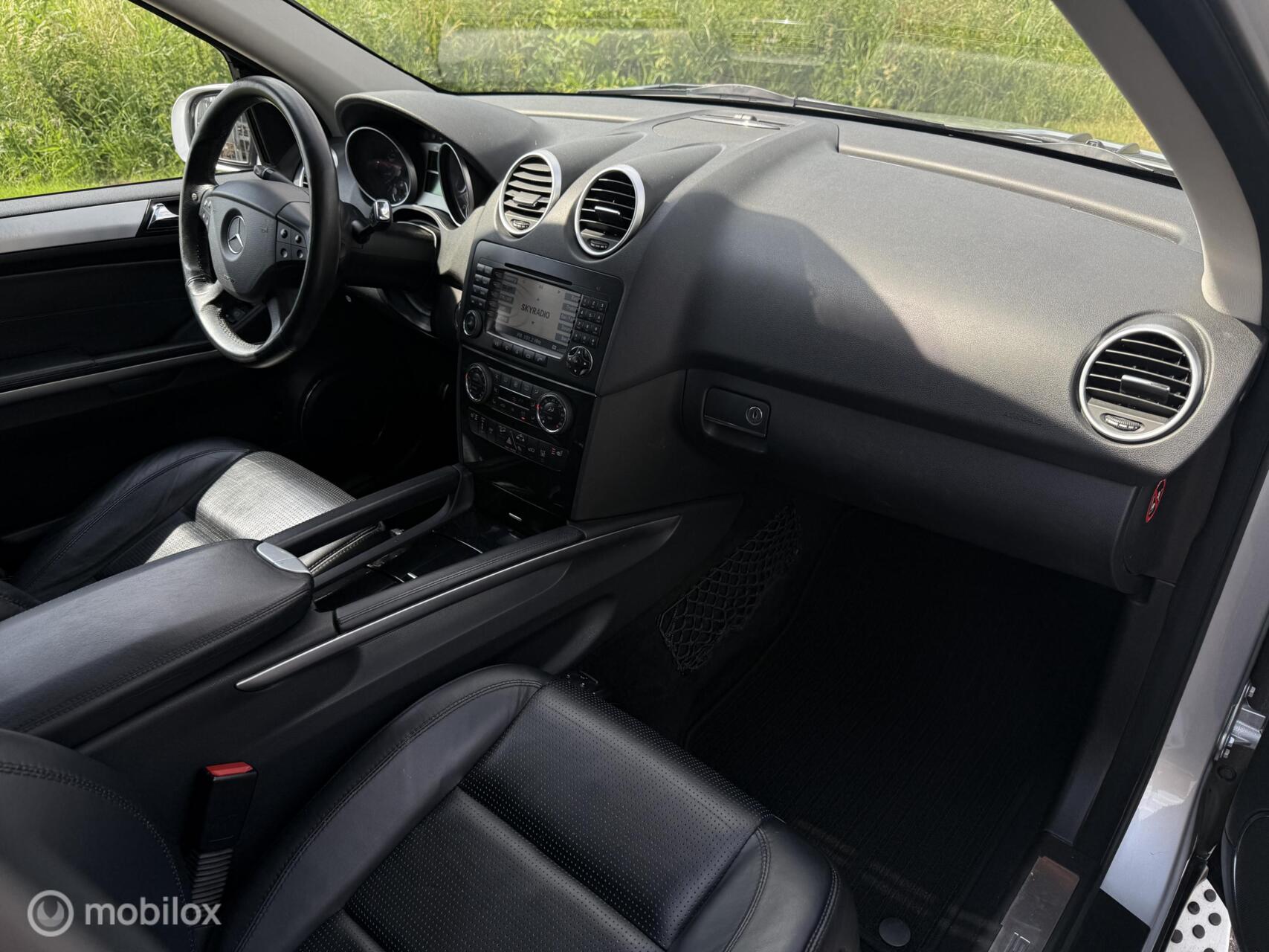 Foto van Mercedes-Benz ML 63 AMG