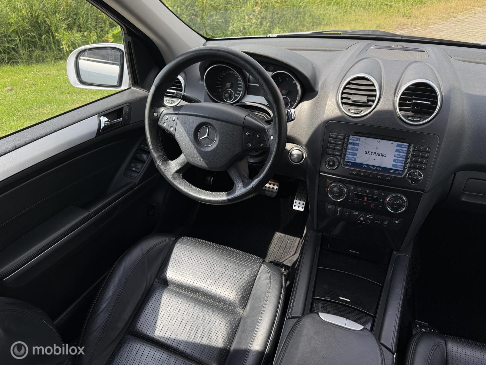 Foto van Mercedes-Benz ML 63 AMG